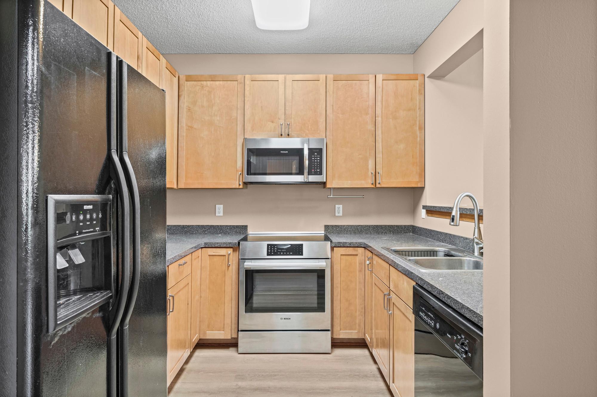 View of Residential at 941 Newport Avenue, Shakopee MN 55379, Shakopee (15 of 40) - Mike Wilen | Minnesota Team Real Estate