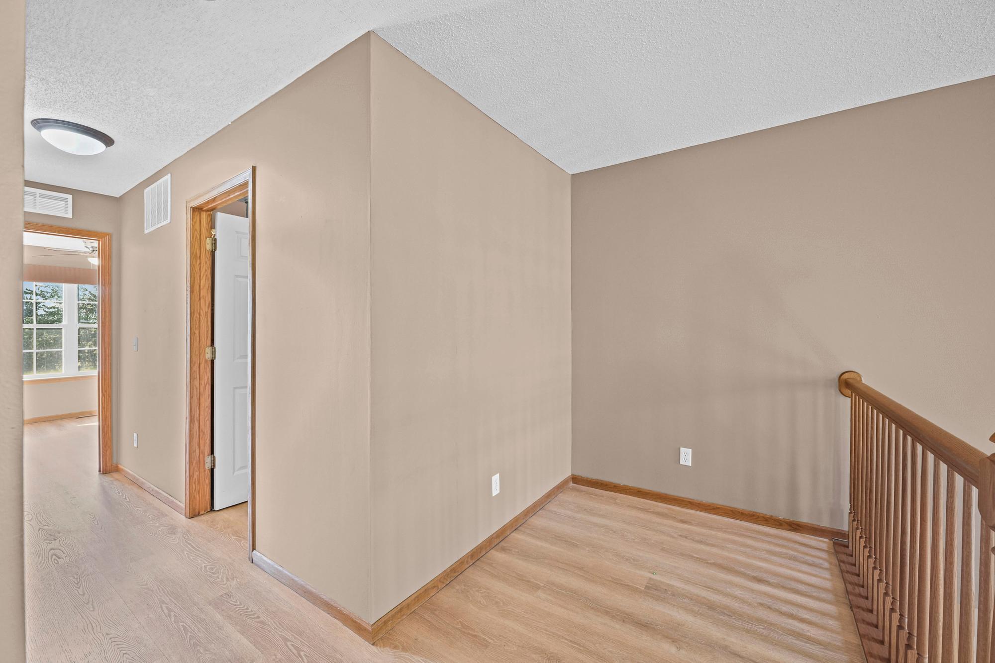 View of Residential at 941 Newport Avenue, Shakopee MN 55379, Shakopee (19 of 40) - Mike Wilen | Minnesota Team Real Estate