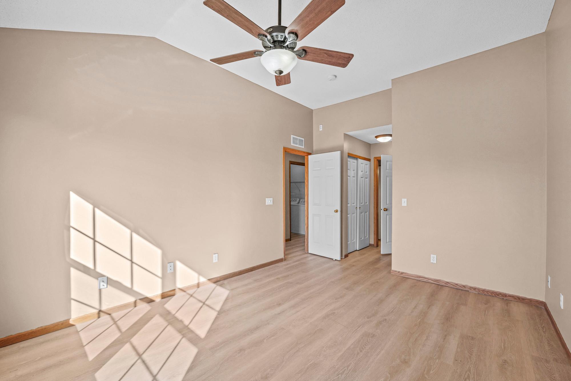 View of Residential at 941 Newport Avenue, Shakopee MN 55379, Shakopee (22 of 40) - Mike Wilen | Minnesota Team Real Estate