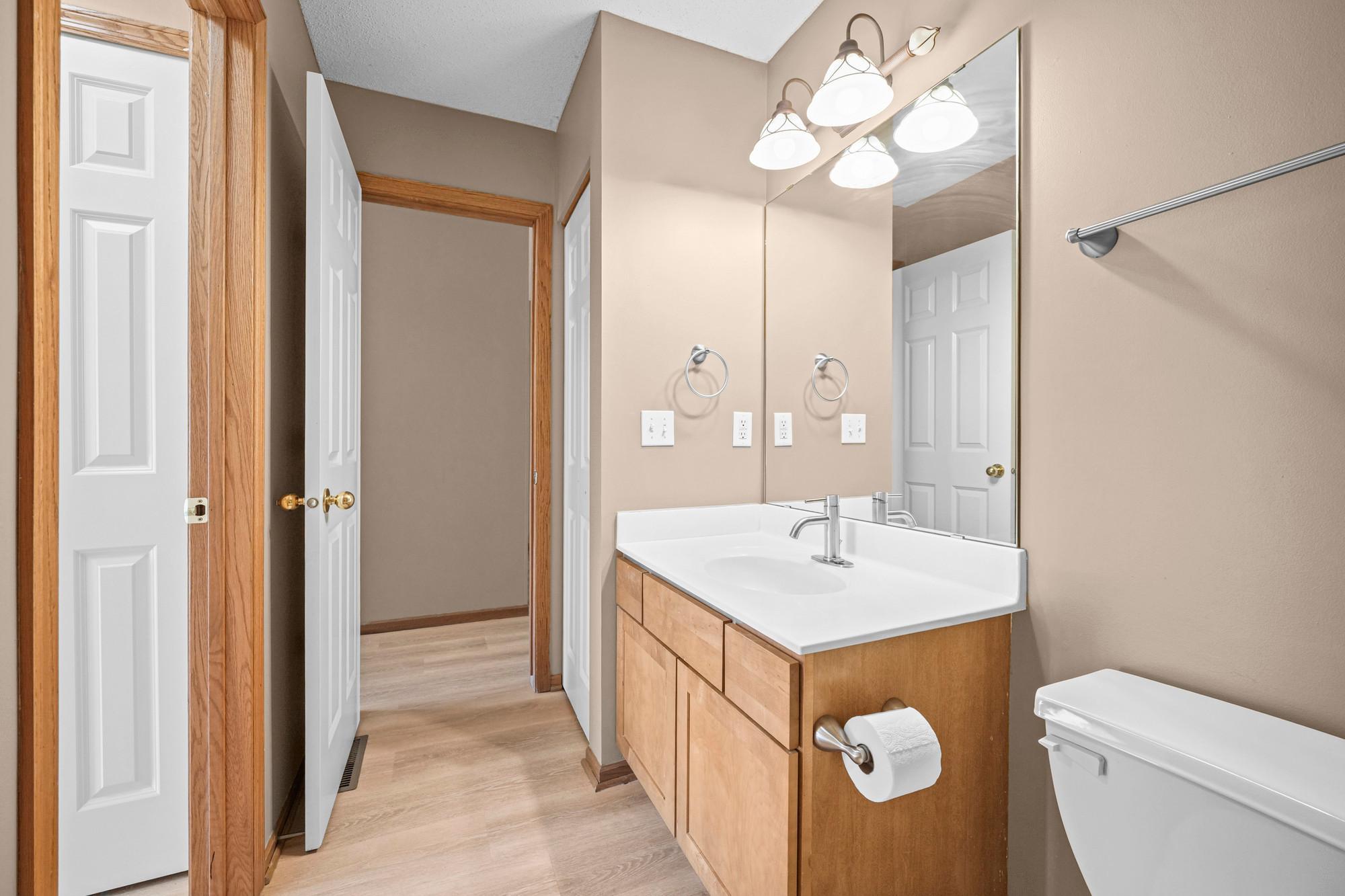 View of Residential at 941 Newport Avenue, Shakopee MN 55379, Shakopee (25 of 40) - Mike Wilen | Minnesota Team Real Estate