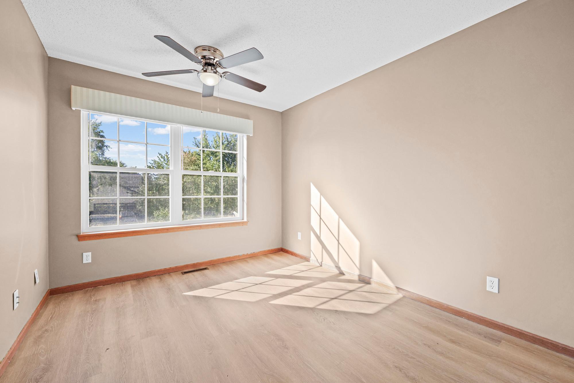 View of Residential at 941 Newport Avenue, Shakopee MN 55379, Shakopee (28 of 40) - Mike Wilen | Minnesota Team Real Estate