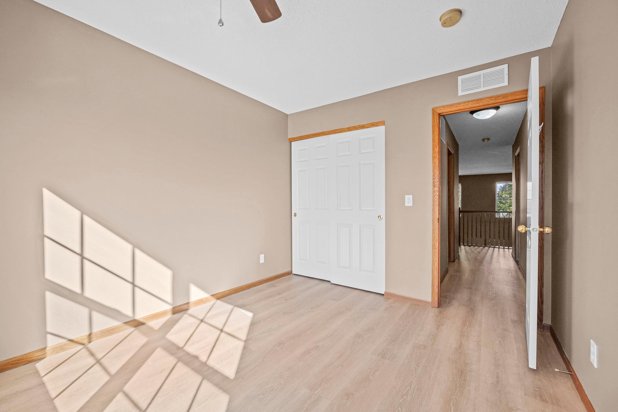 View of Residential at 941 Newport Avenue, Shakopee MN 55379, Shakopee (30 of 40) - Mike Wilen | Minnesota Team Real Estate
