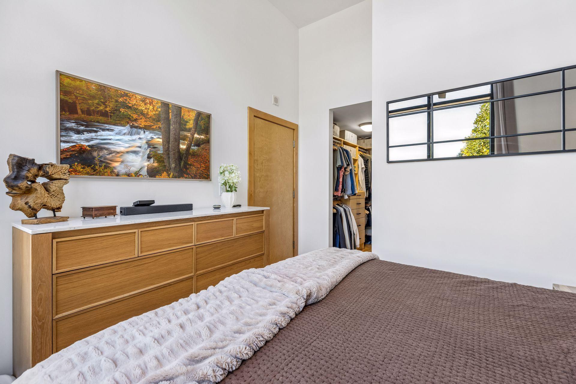 View of Residential at 215 10th Avenue #102, Minneapolis MN 55415, Minneapolis (14 of 60) - Mike Wilen | Minnesota Team Real Estate