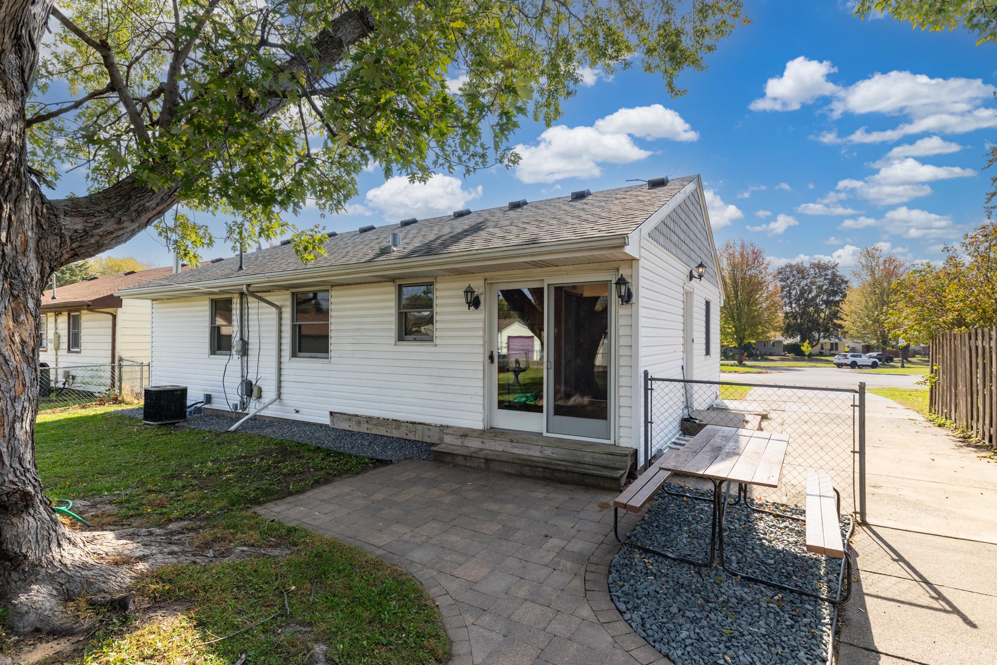 View of Residential at 2223 Maryland Avenue, Saint Paul MN 55119, Saint Paul (28 of 44) - Mike Wilen | Minnesota Team Real Estate