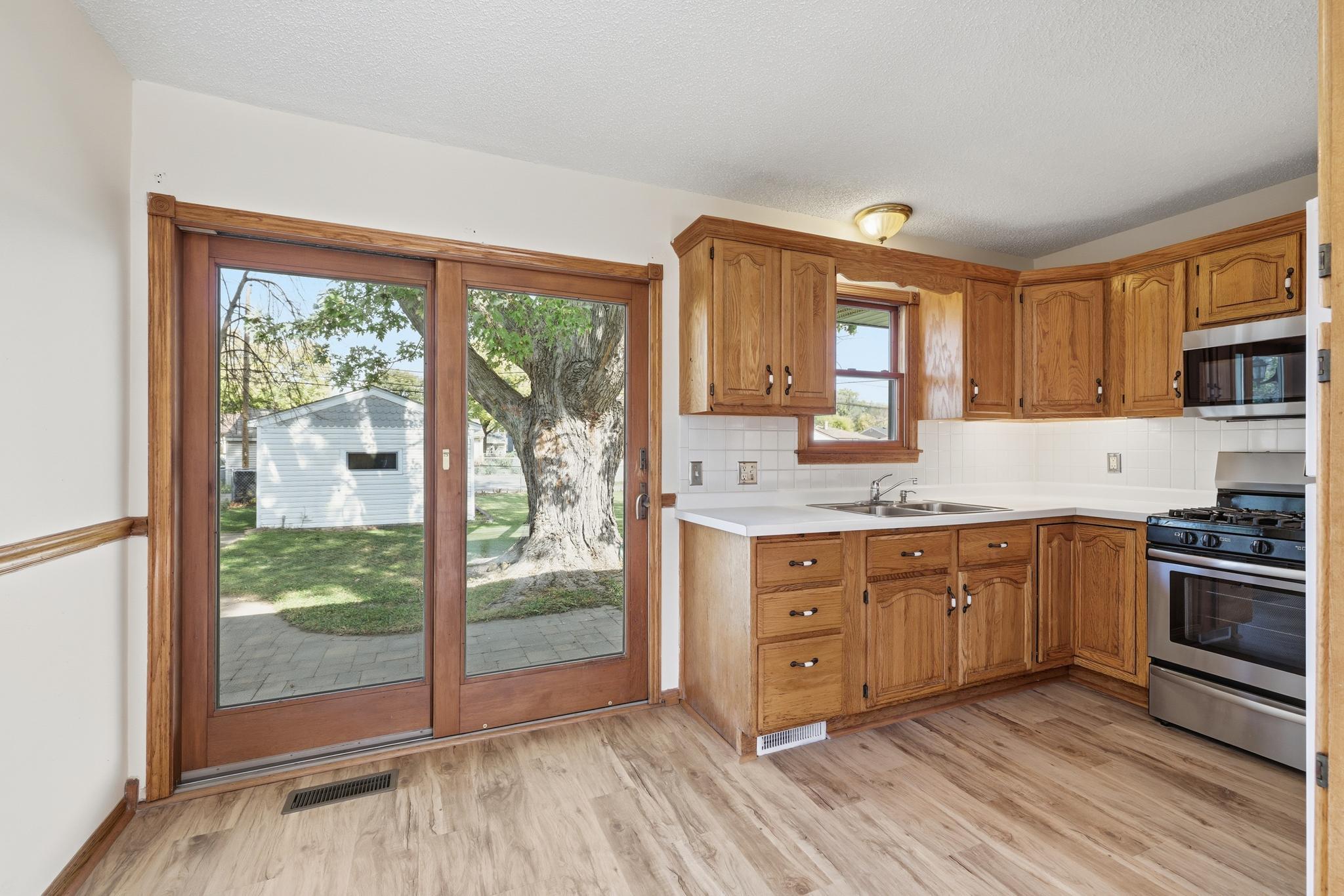View of Residential at 2223 Maryland Avenue, Saint Paul MN 55119, Saint Paul (8 of 44) - Mike Wilen | Minnesota Team Real Estate