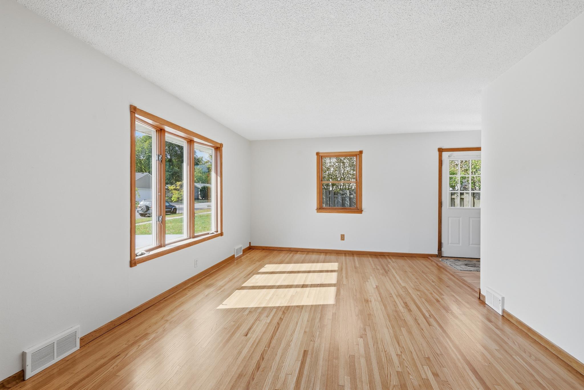 View of Residential at 2223 Maryland Avenue, Saint Paul MN 55119, Saint Paul (4 of 44) - Mike Wilen | Minnesota Team Real Estate
