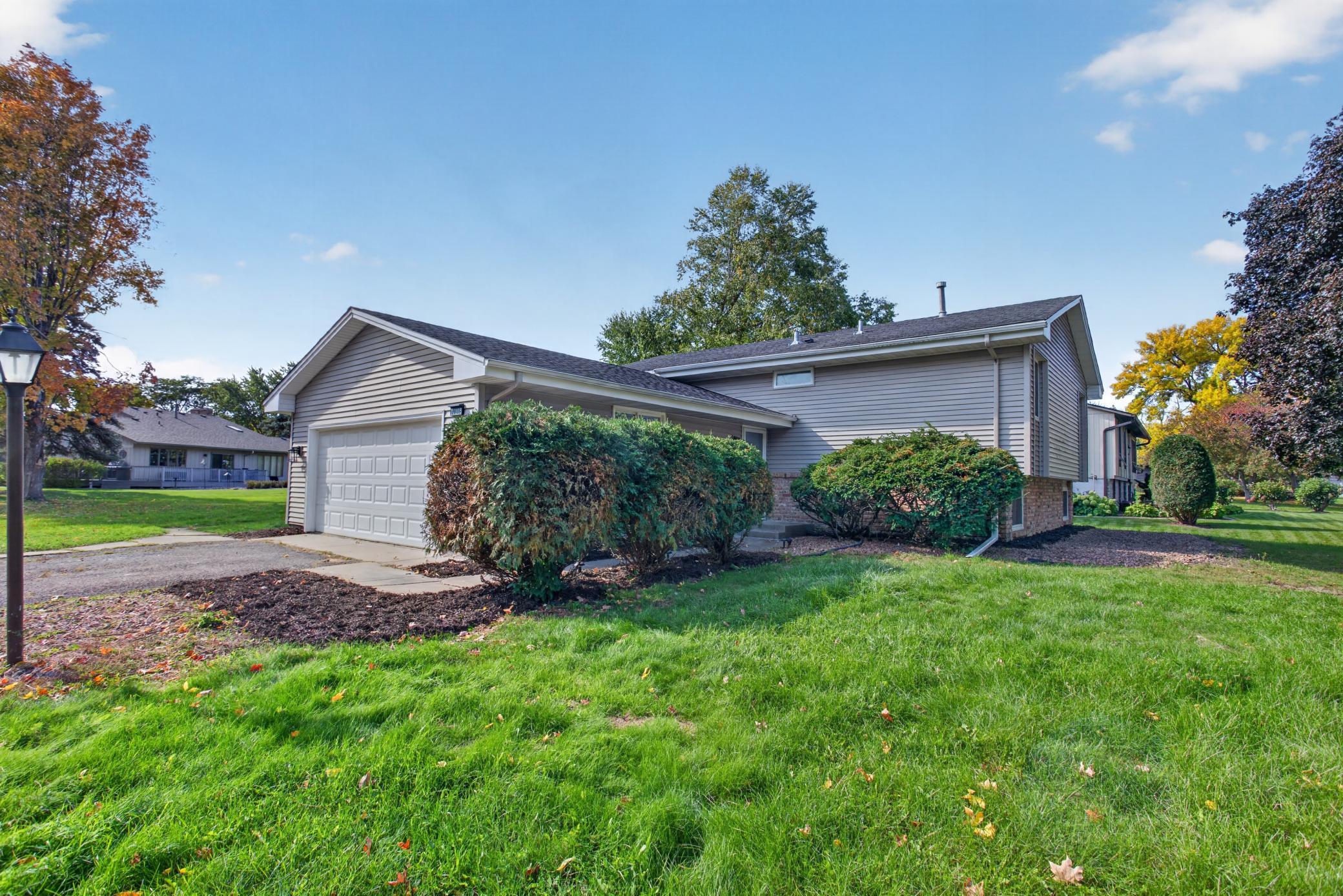 View of Residential at 10605 Union Terrace Way, Plymouth MN 55441, Plymouth (25 of 33) - Mike Wilen | Minnesota Team Real Estate