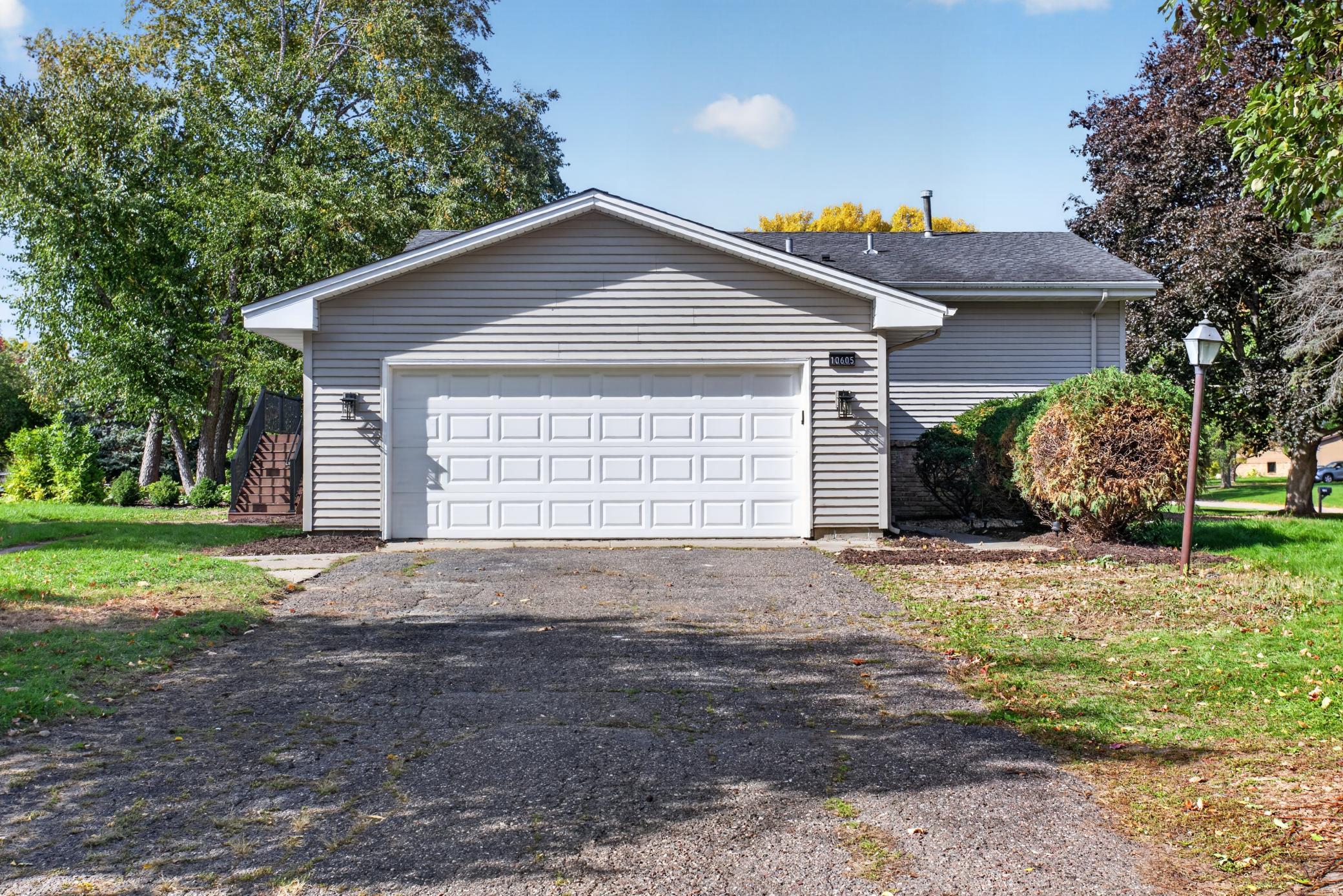 View of Residential at 10605 Union Terrace Way, Plymouth MN 55441, Plymouth (24 of 33) - Mike Wilen | Minnesota Team Real Estate