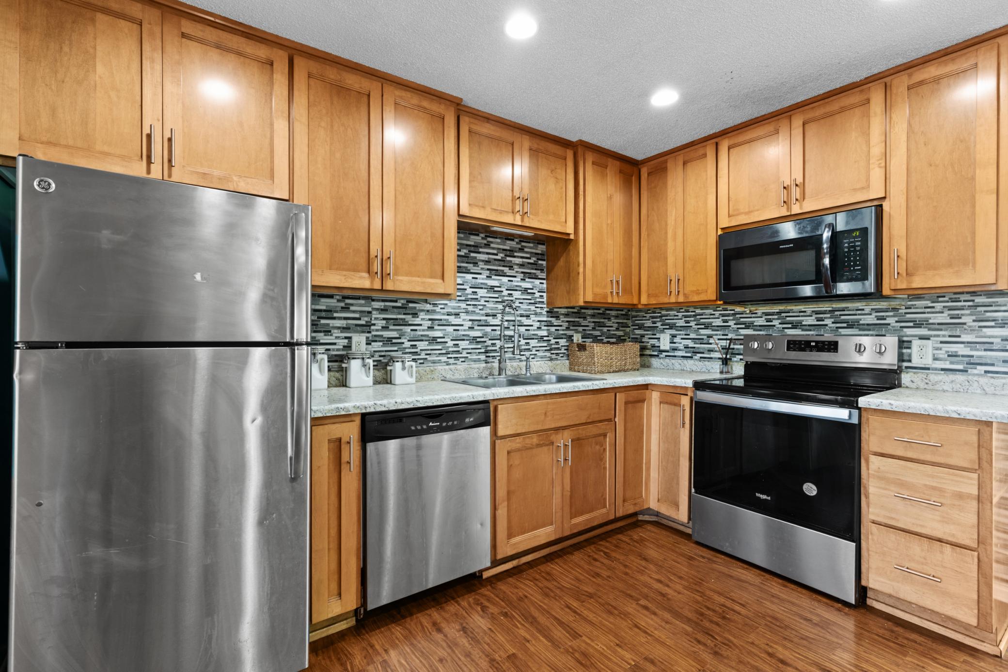 View of Residential at 7515 Brunswick Avenue, Brooklyn Park MN 55443, Brooklyn Park (6 of 22) - Mike Wilen | Minnesota Team Real Estate