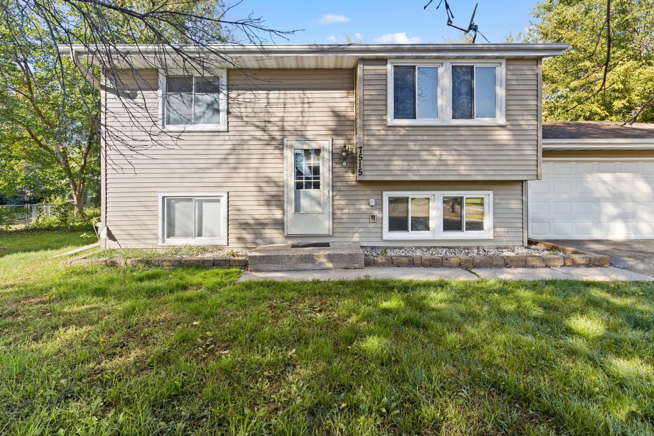 View of Residential at 7515 Brunswick Avenue, Brooklyn Park MN 55443, Brooklyn Park (3 of 22) - Mike Wilen | Minnesota Team Real Estate