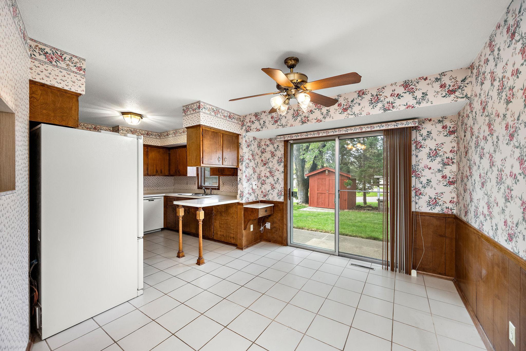 View of Residential at 7901 Douglas Drive, Brooklyn Park MN 55443, Brooklyn Park (7 of 37) - Mike Wilen | Minnesota Team Real Estate
