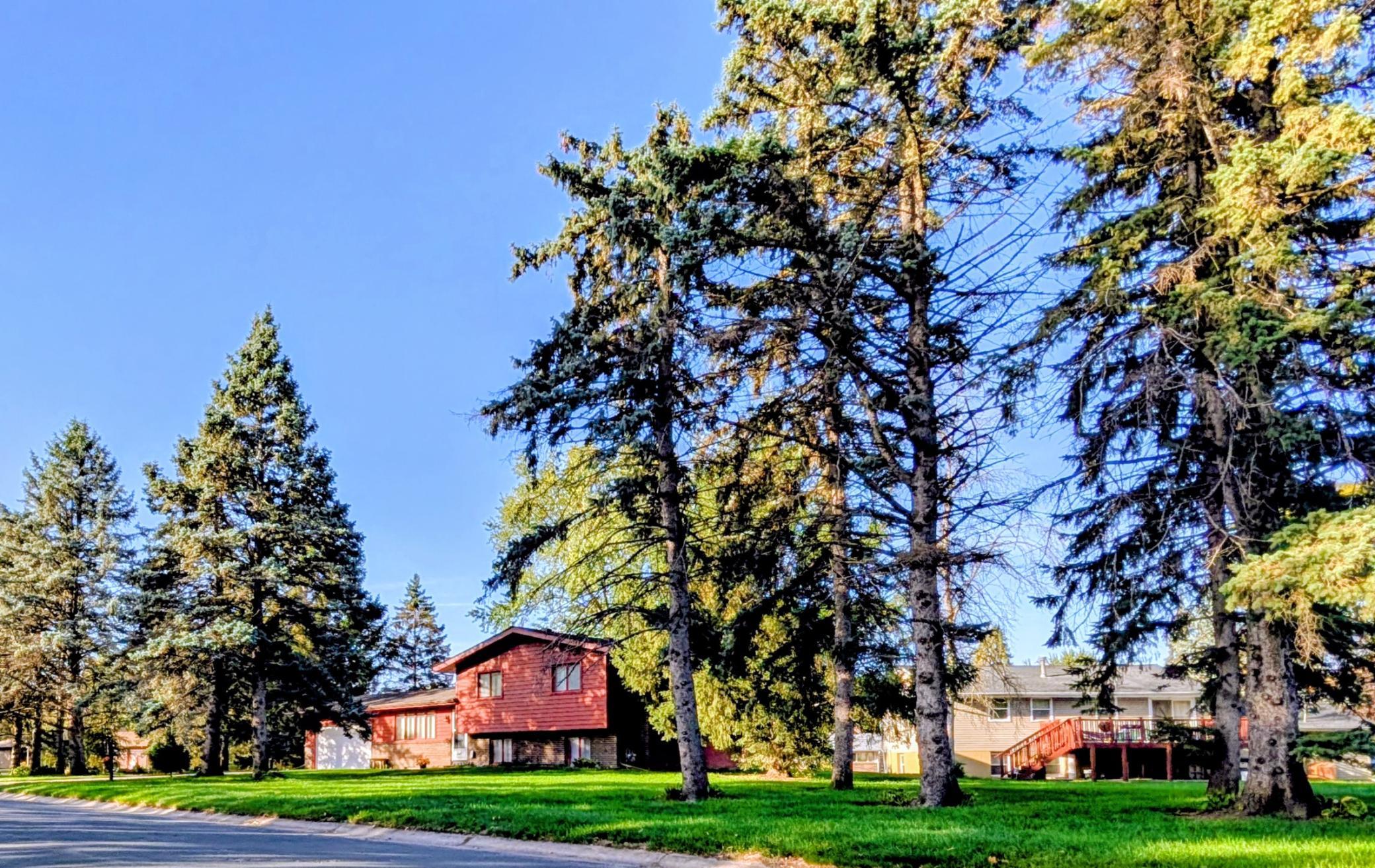 View of Residential at 7901 Douglas Drive, Brooklyn Park MN 55443, Brooklyn Park (34 of 37) - Mike Wilen | Minnesota Team Real Estate