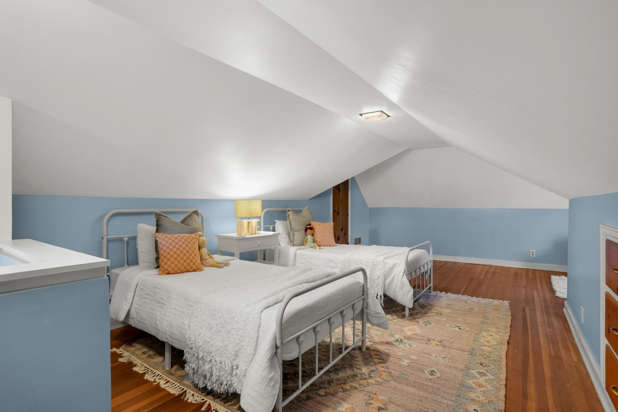 View of Residential at 2913 Florida Avenue, Saint Louis Park MN 55426, Saint Louis Park (18 of 32) - Mike Wilen | Minnesota Team Real Estate