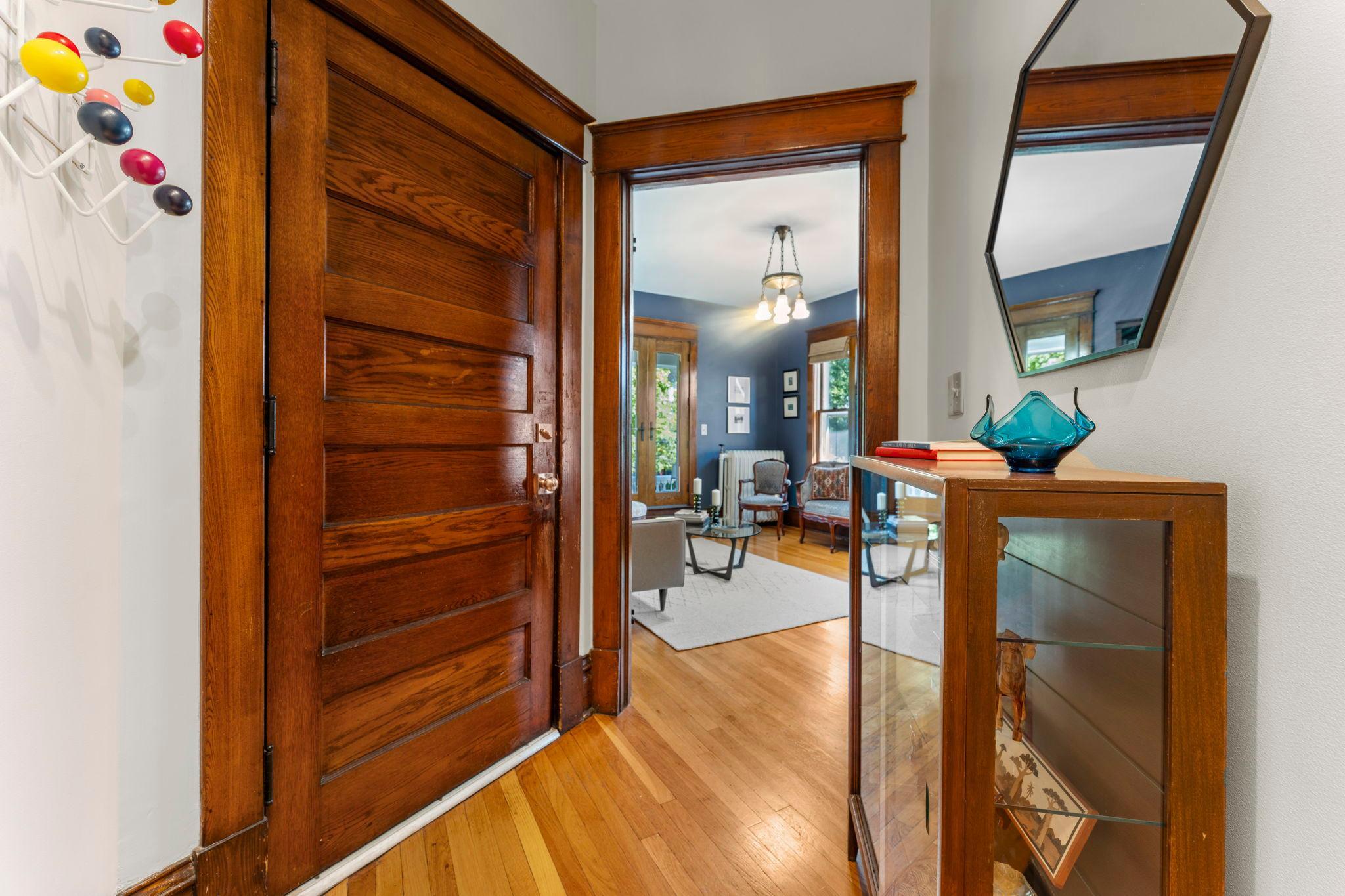 View of Residential at 816 Hague Avenue #3, Saint Paul MN 55104, Saint Paul (5 of 37) - Mike Wilen | Minnesota Team Real Estate