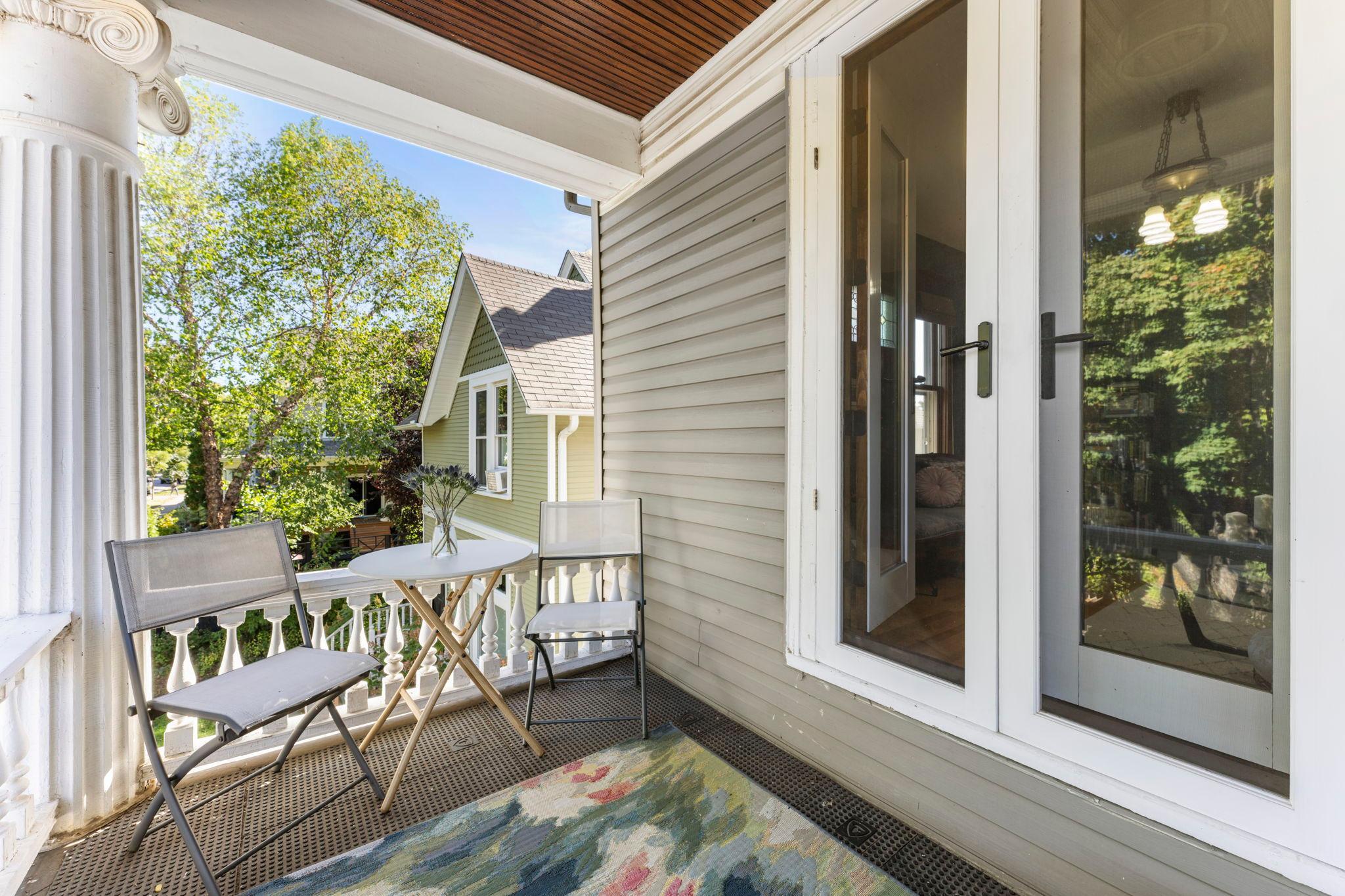 View of Residential at 816 Hague Avenue #3, Saint Paul MN 55104, Saint Paul (11 of 37) - Mike Wilen | Minnesota Team Real Estate