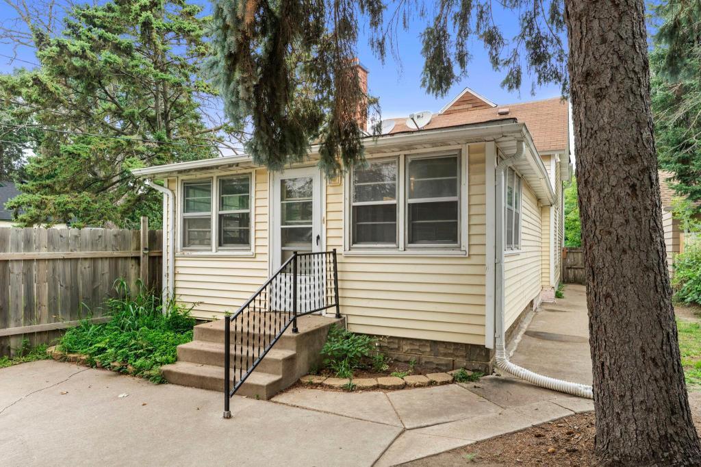 View of Residential Income at 2174 8th Street, White Bear Lake MN 55110, White Bear Lake (20 of 35) - Mike Wilen | Minnesota Team Real Estate