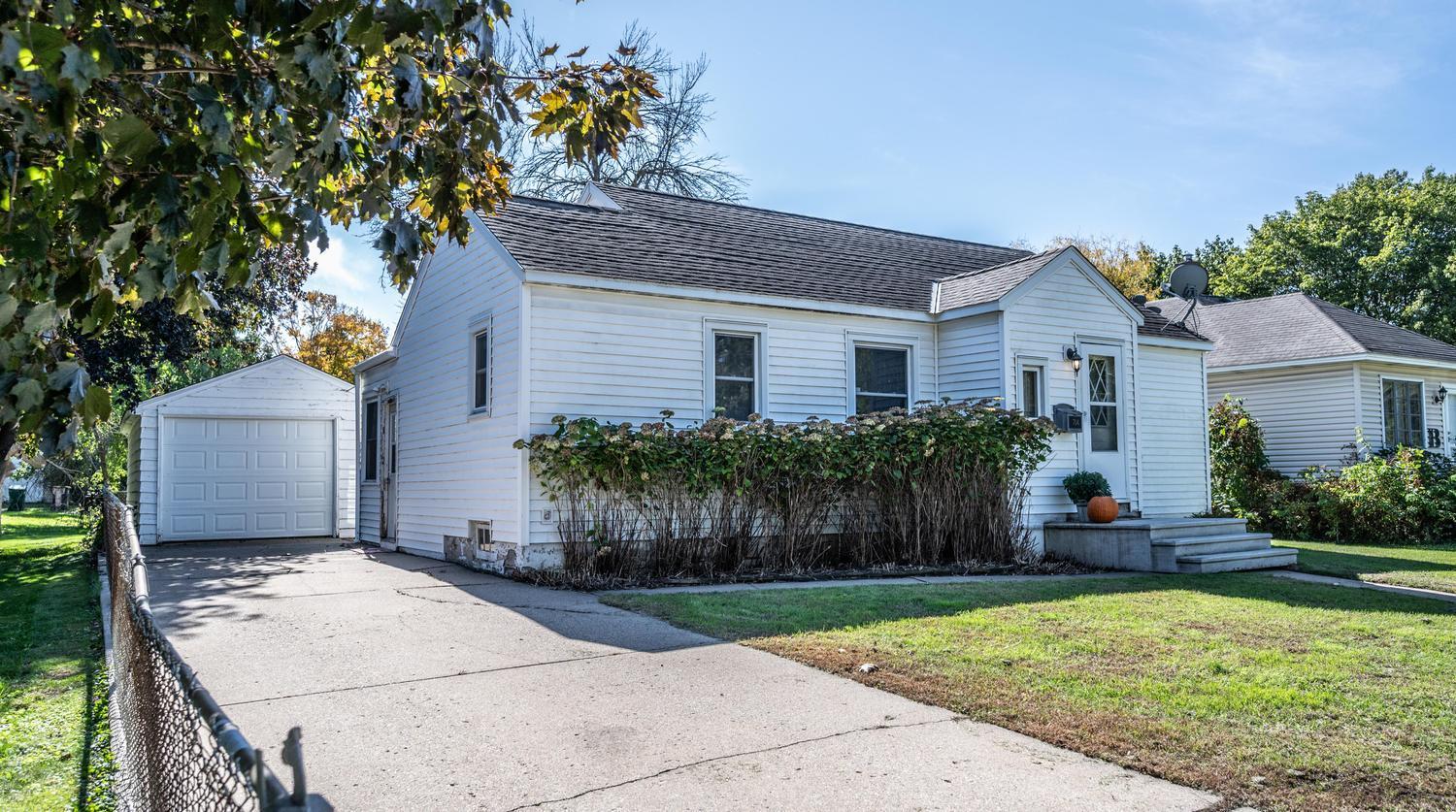 View of Single Family at 704 Elm Street, Farmington - Mike Wilen | Minnesota Team Real Estate