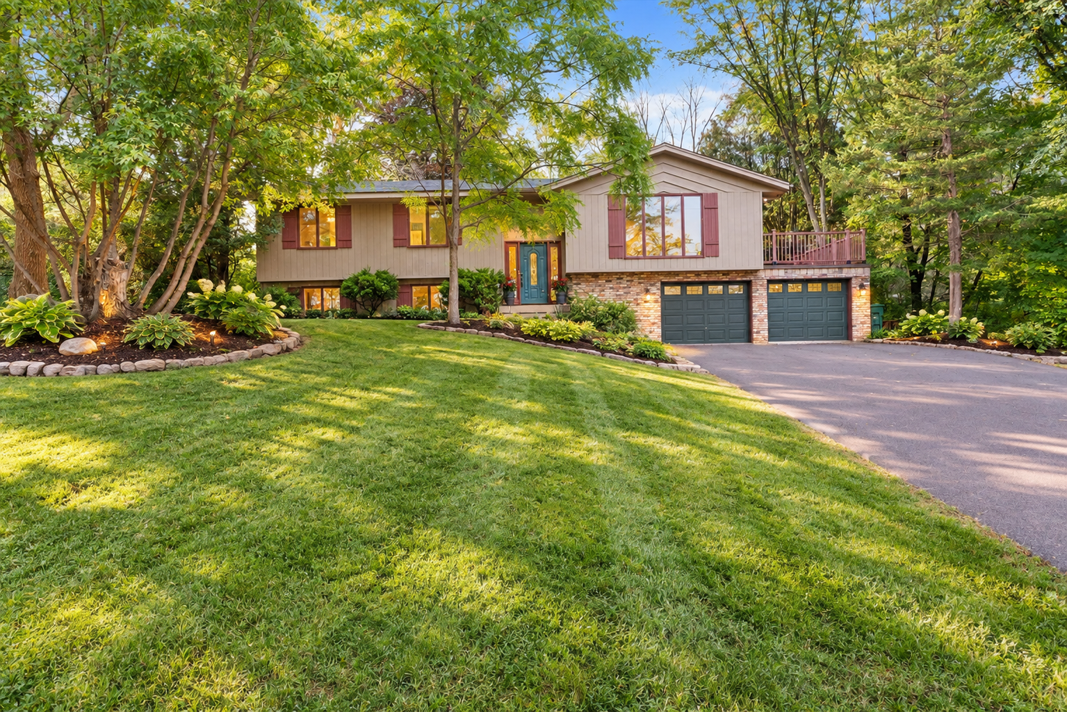 View of Single Family at 5905 Country Club Road, Excelsior - Mike Wilen | Minnesota Team Real Estate