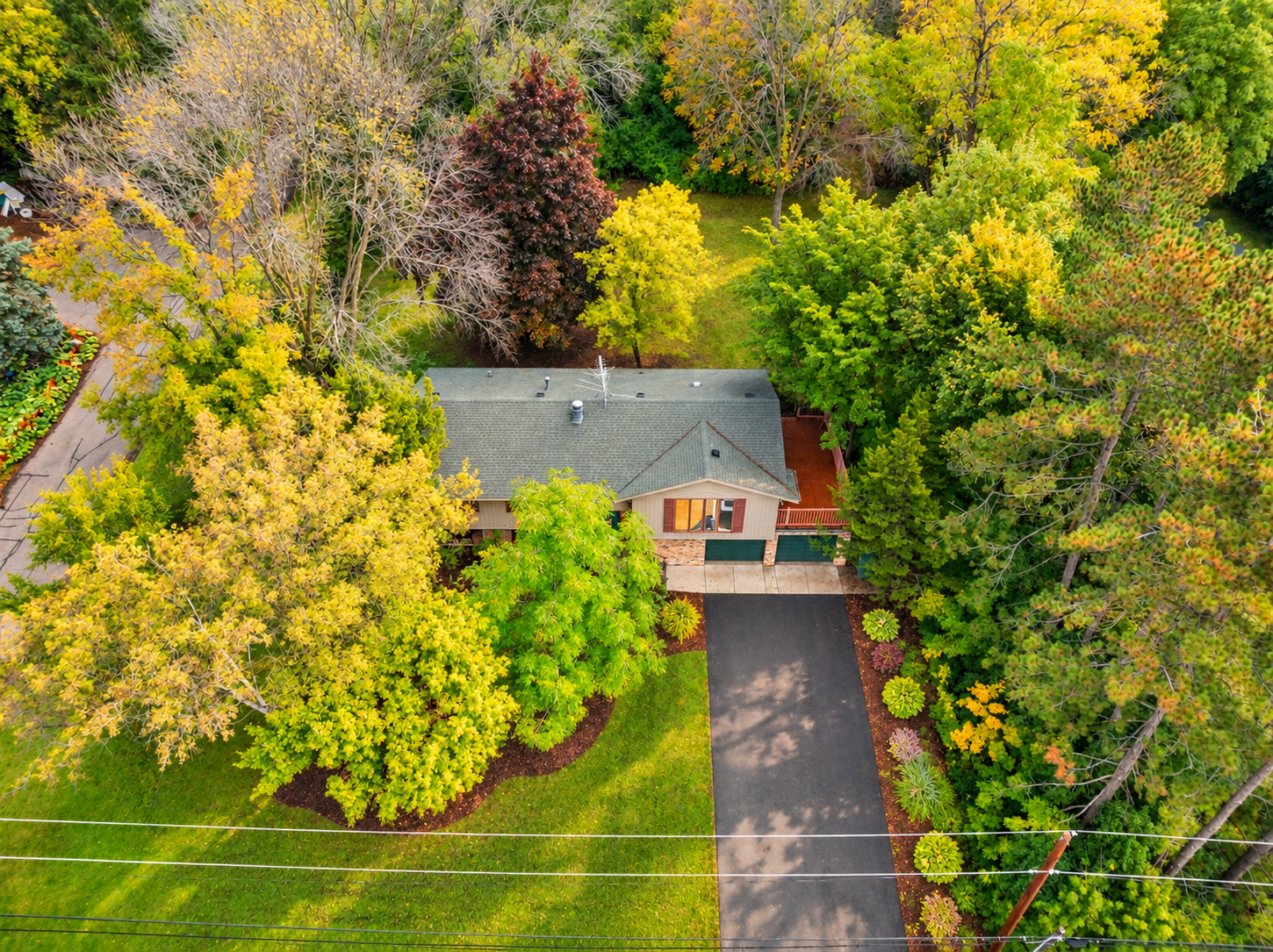 View of Residential at 5905 Country Club Road, Excelsior MN 55331, Excelsior (19 of 21) - Mike Wilen | Minnesota Team Real Estate