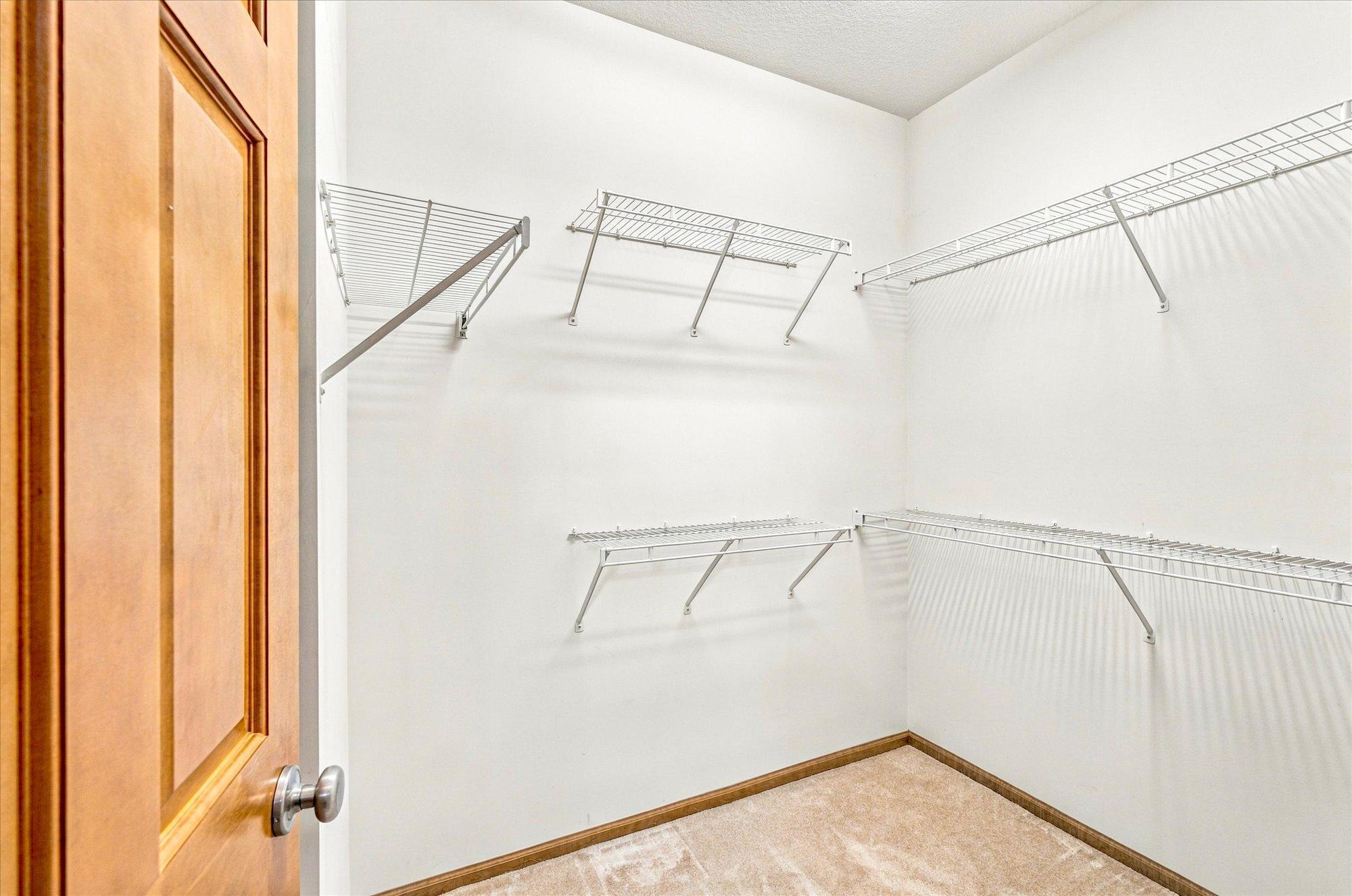 View of Residential at 10801 Thone Road, Woodbury MN 55129, Woodbury (32 of 61) - Mike Wilen | Minnesota Team Real Estate