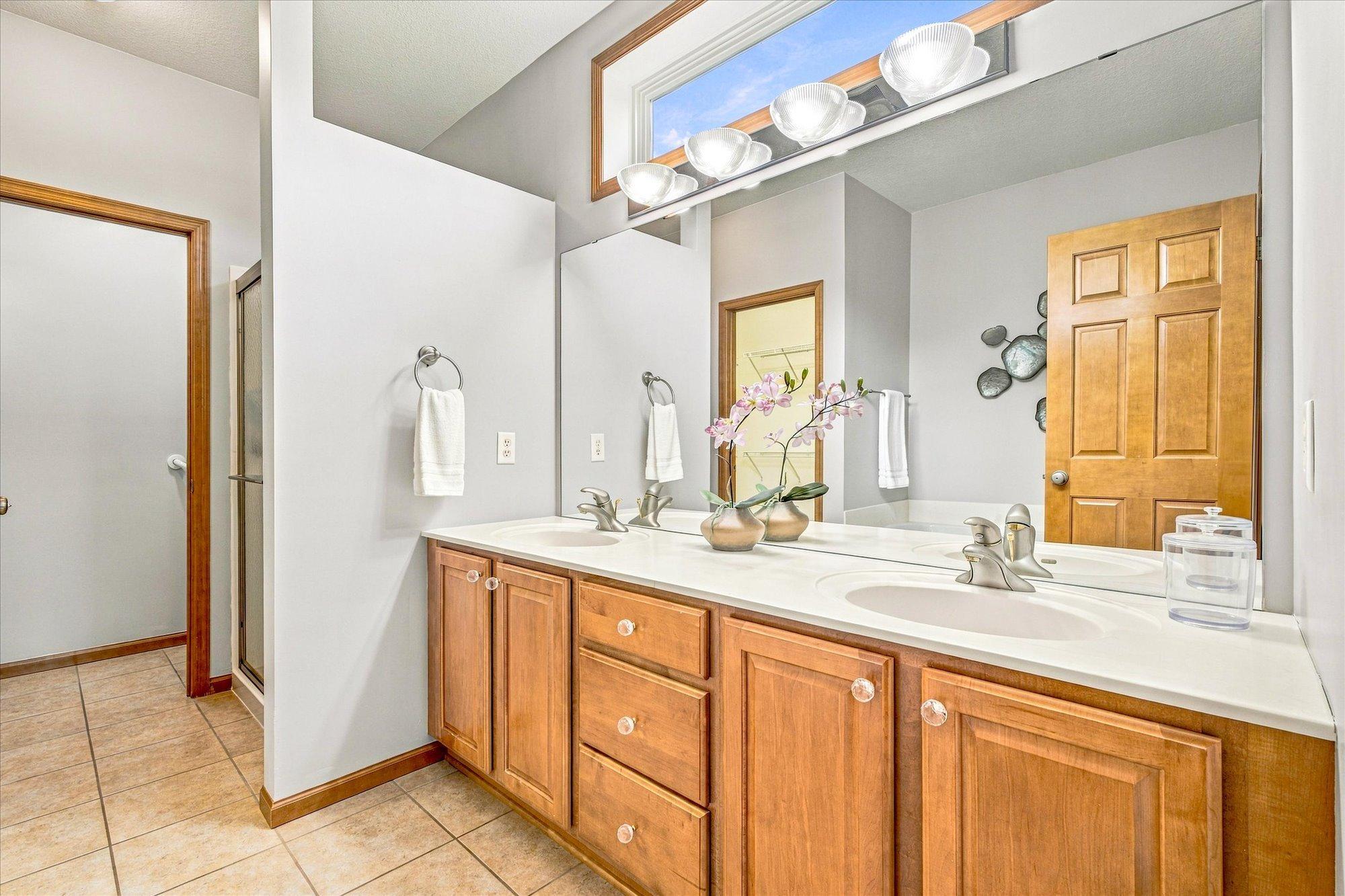 View of Residential at 10801 Thone Road, Woodbury MN 55129, Woodbury (29 of 61) - Mike Wilen | Minnesota Team Real Estate