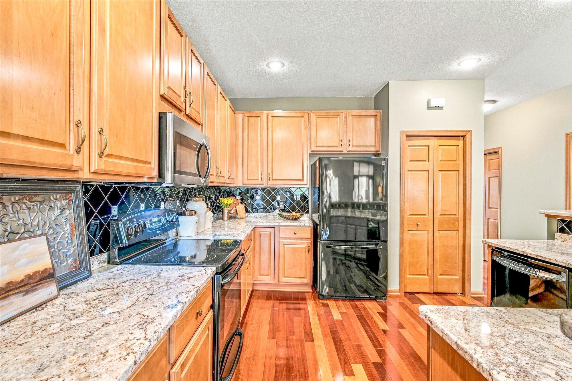 View of Residential at 10801 Thone Road, Woodbury MN 55129, Woodbury (10 of 61) - Mike Wilen | Minnesota Team Real Estate
