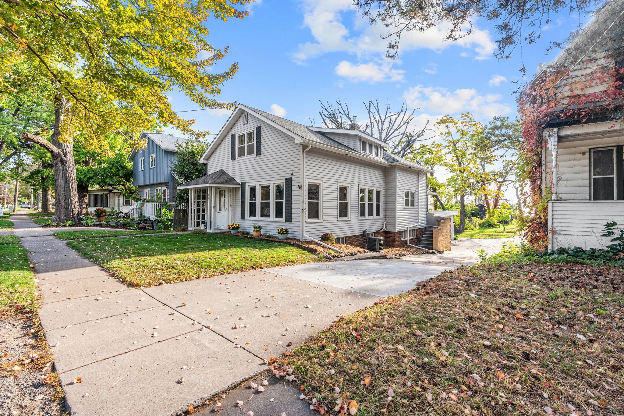 View of Residential at 467 Shore Drive, Forest Lake MN 55025, Forest Lake (2 of 51) - Mike Wilen | Minnesota Team Real Estate