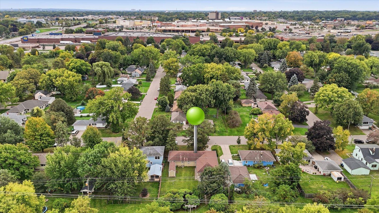 View of Residential at 1677 Rose Place, Roseville MN 55113, Roseville (26 of 29) - Mike Wilen | Minnesota Team Real Estate
