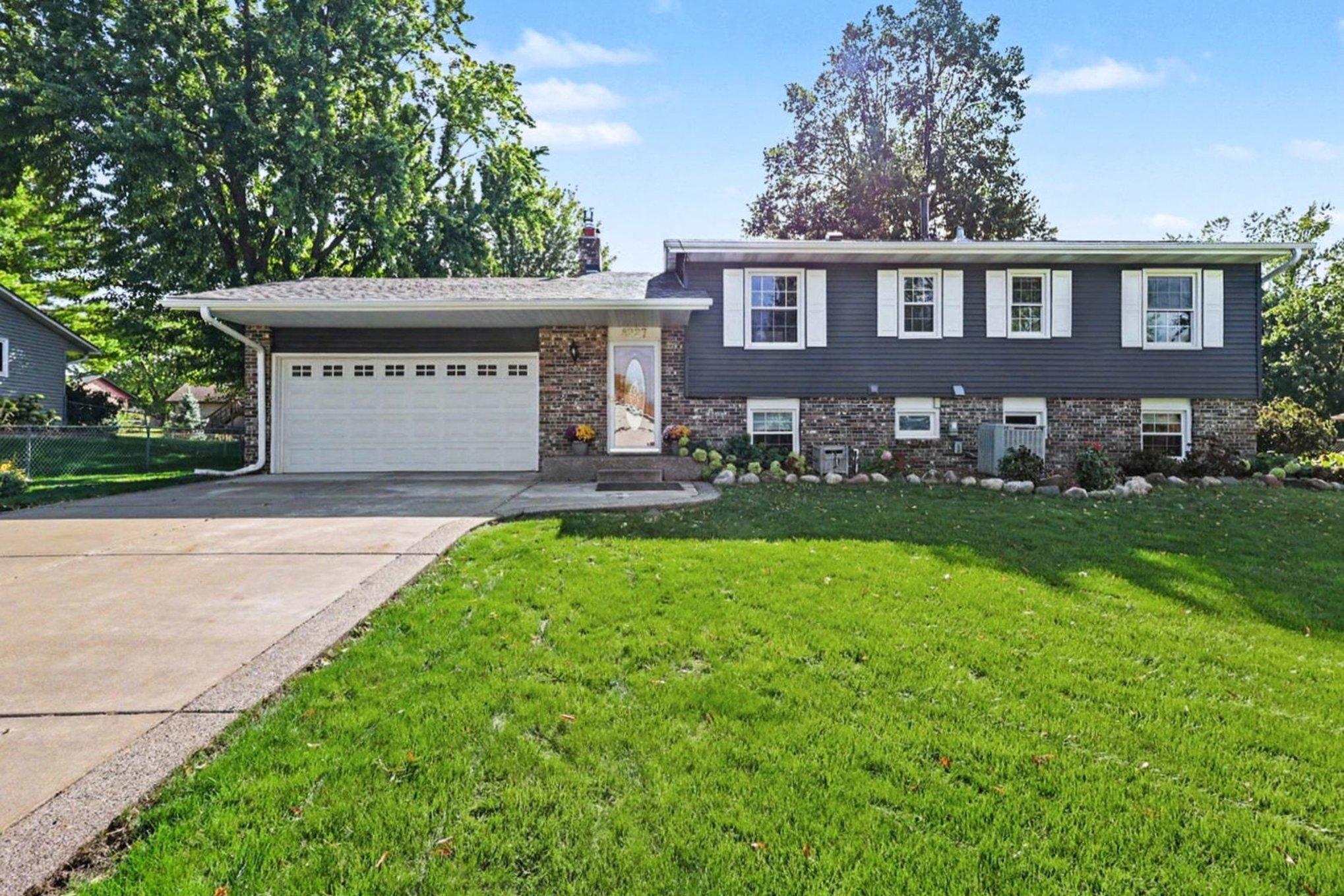 View of Residential at 8227 76th Street, Cottage Grove MN 55016, Cottage Grove (2 of 40) - Mike Wilen | Minnesota Team Real Estate