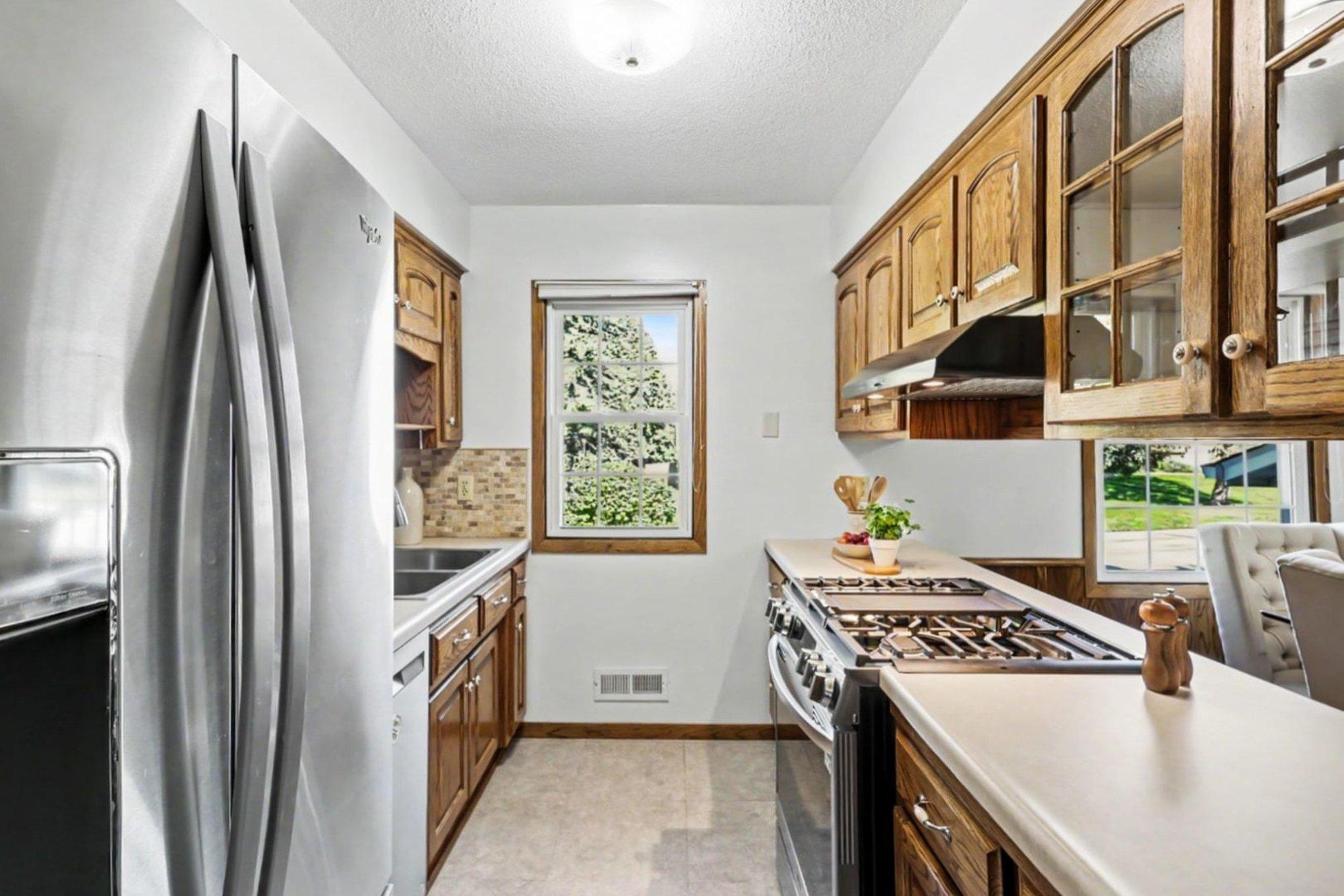 View of Residential at 8227 76th Street, Cottage Grove MN 55016, Cottage Grove (14 of 40) - Mike Wilen | Minnesota Team Real Estate