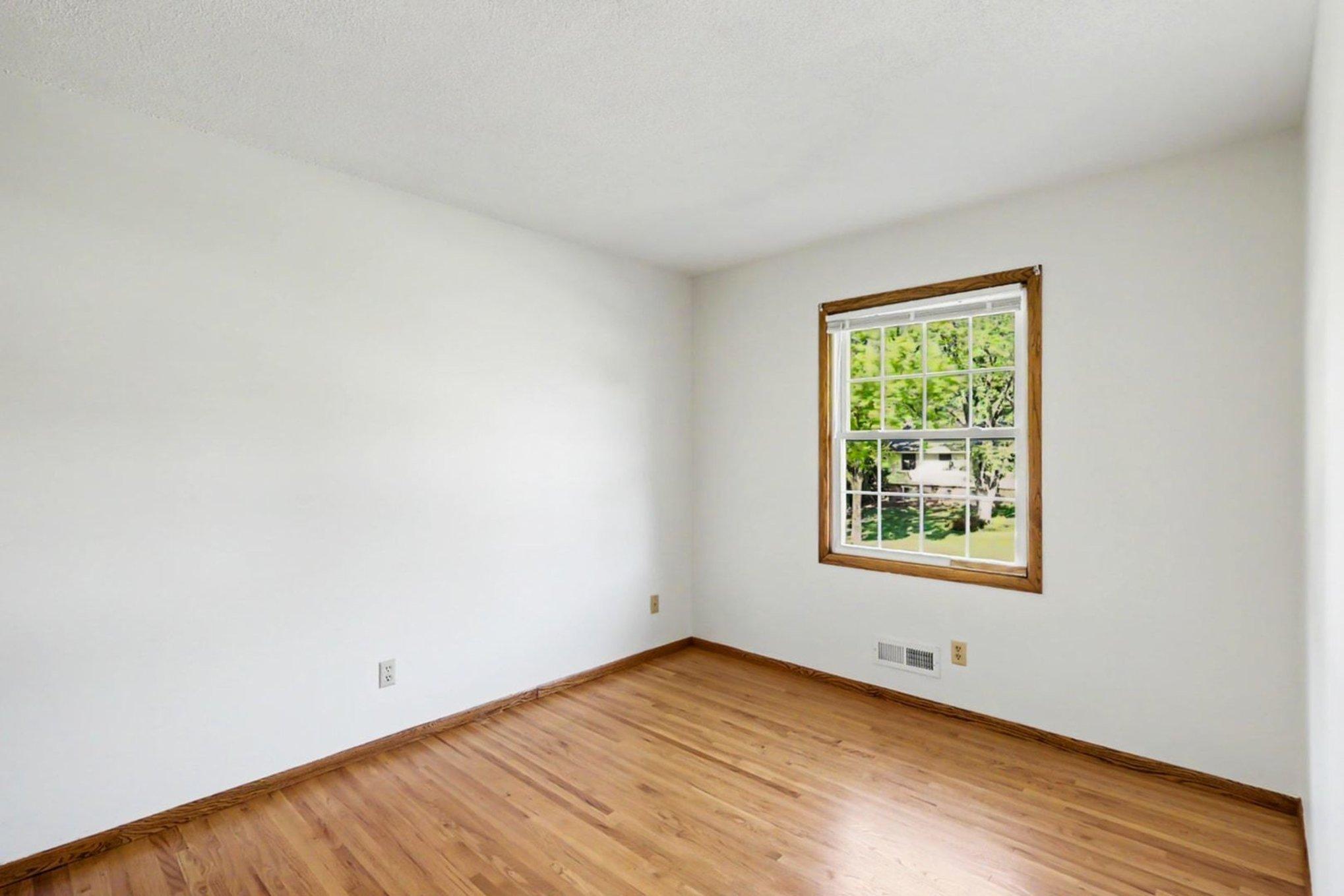 View of Residential at 8227 76th Street, Cottage Grove MN 55016, Cottage Grove (22 of 40) - Mike Wilen | Minnesota Team Real Estate