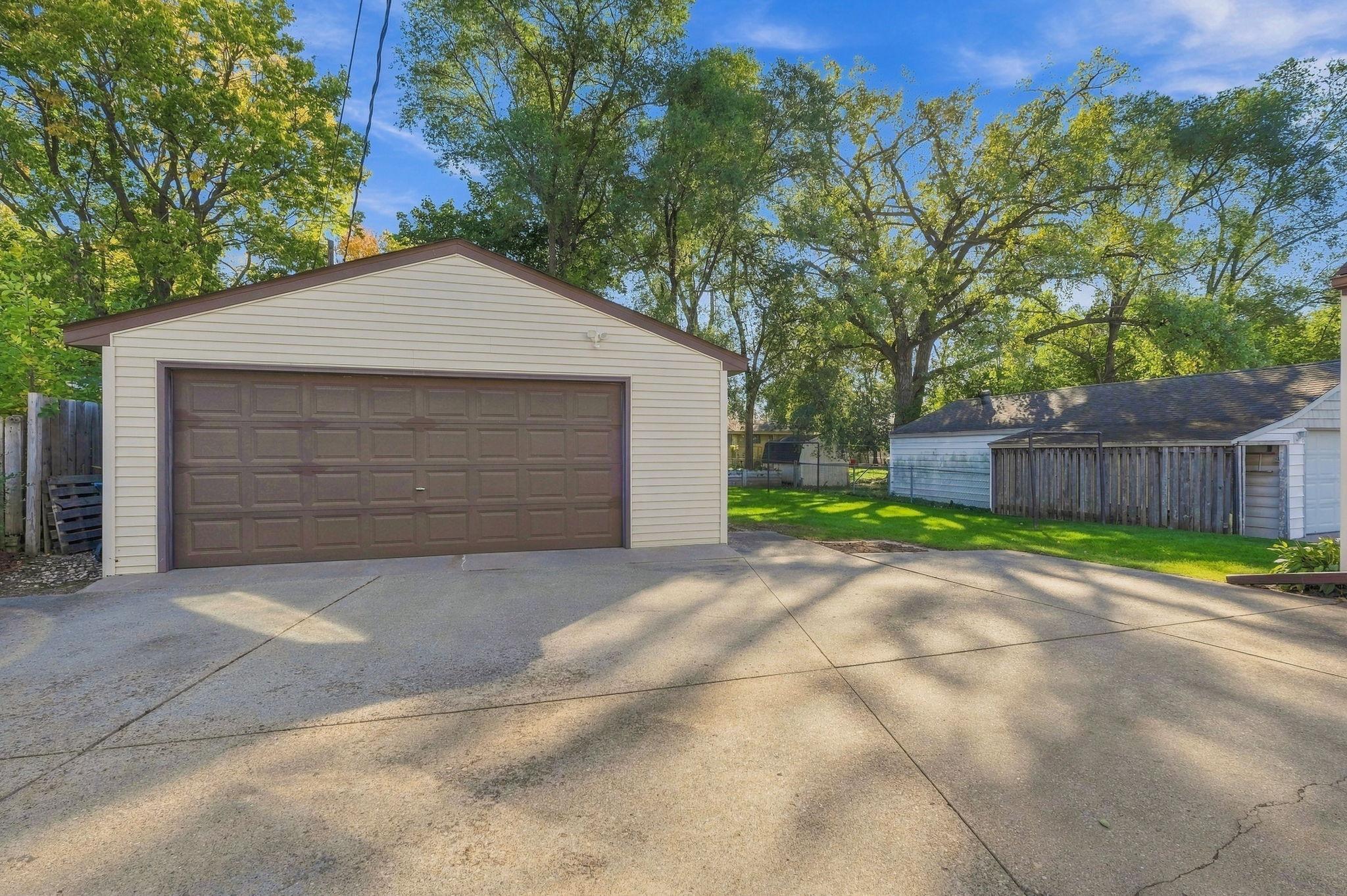 View of Residential at 9917 Pleasant Avenue, Bloomington MN 55420, Bloomington (36 of 45) - Mike Wilen | Minnesota Team Real Estate