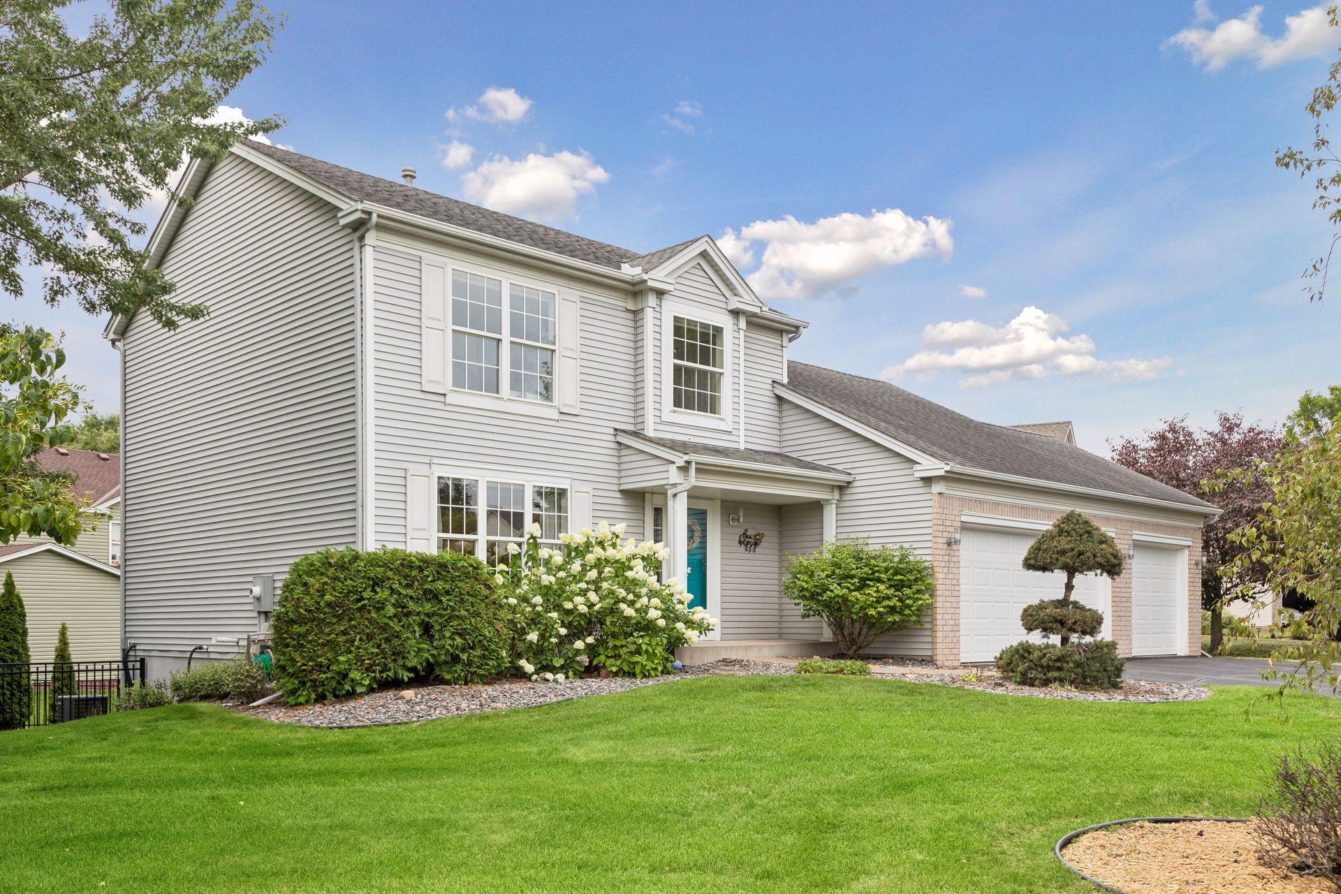 View of Residential at 957 Lake Ridge Bay, Woodbury MN 55129, Woodbury (2 of 30) - Mike Wilen | Minnesota Team Real Estate
