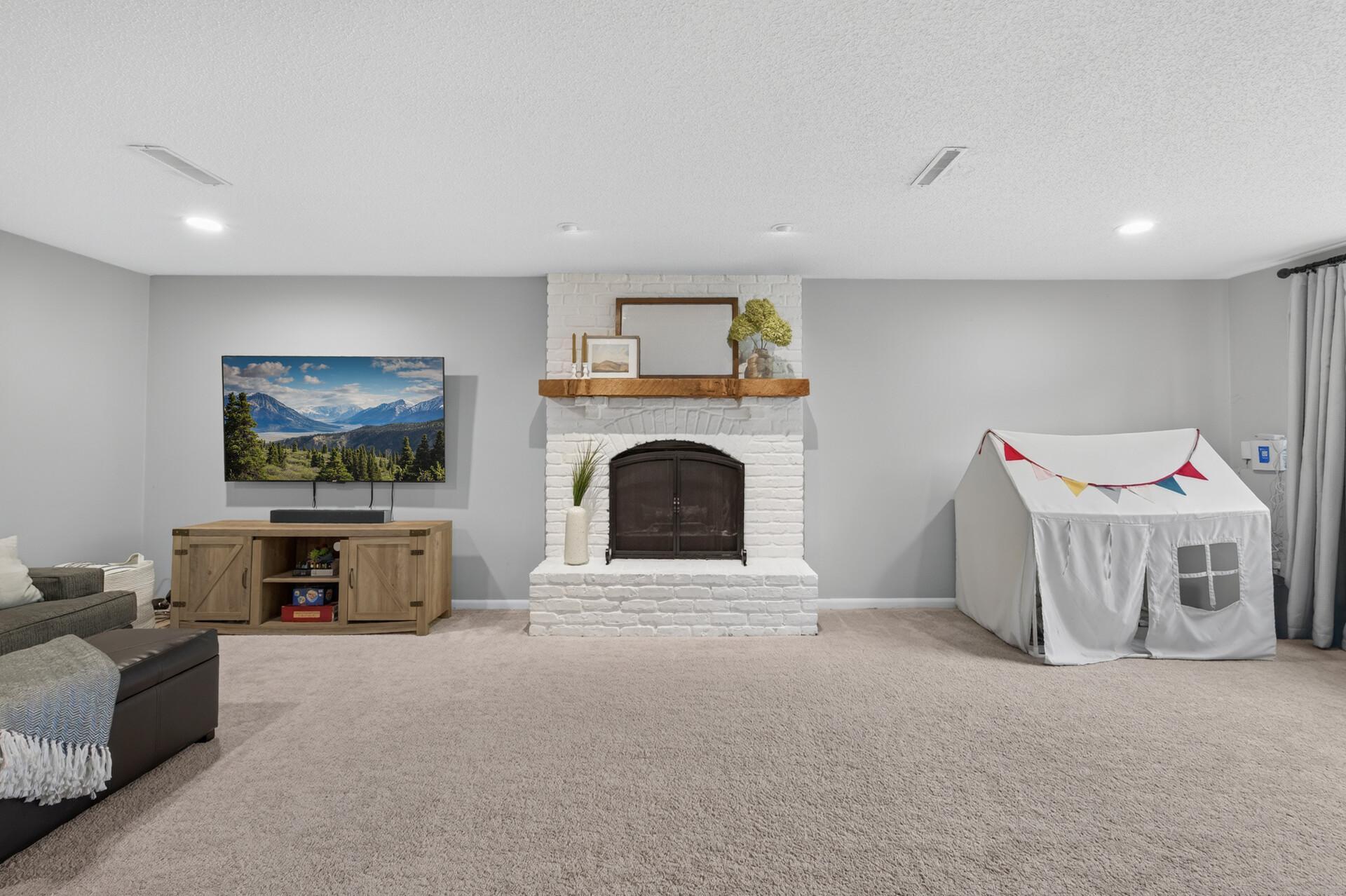 View of Residential at 14759 Easter Avenue, Apple Valley MN 55124, Apple Valley (31 of 44) - Mike Wilen | Minnesota Team Real Estate