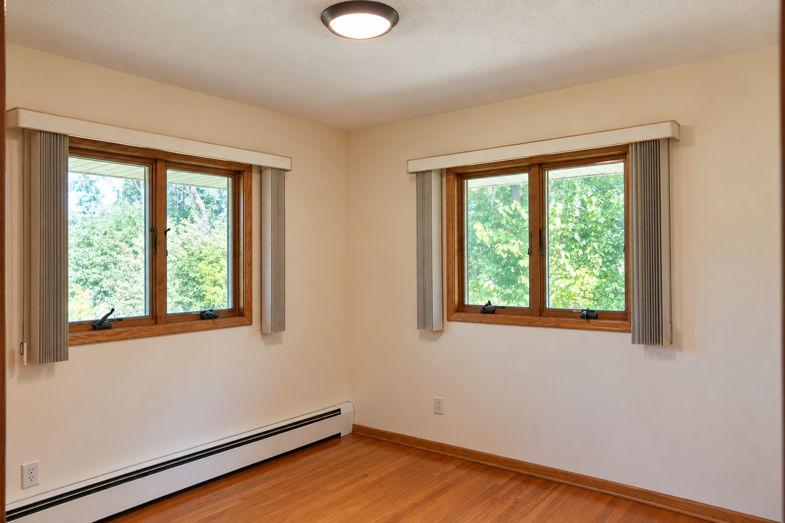View of Residential at 1595 Sandhurst Avenue, Maplewood MN 55109, Maplewood (18 of 27) - Mike Wilen | Minnesota Team Real Estate