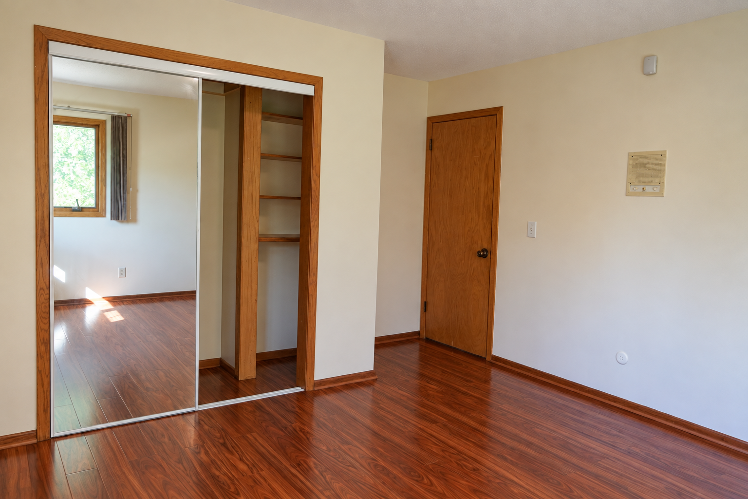 View of Residential at 1595 Sandhurst Avenue, Maplewood MN 55109, Maplewood (17 of 27) - Mike Wilen | Minnesota Team Real Estate