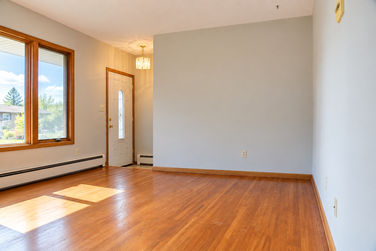 View of Residential at 1595 Sandhurst Avenue, Maplewood MN 55109, Maplewood (9 of 27) - Mike Wilen | Minnesota Team Real Estate