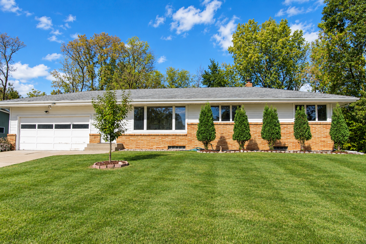 View of Single Family at 1595 Sandhurst Avenue, Maplewood - Mike Wilen | Minnesota Team Real Estate