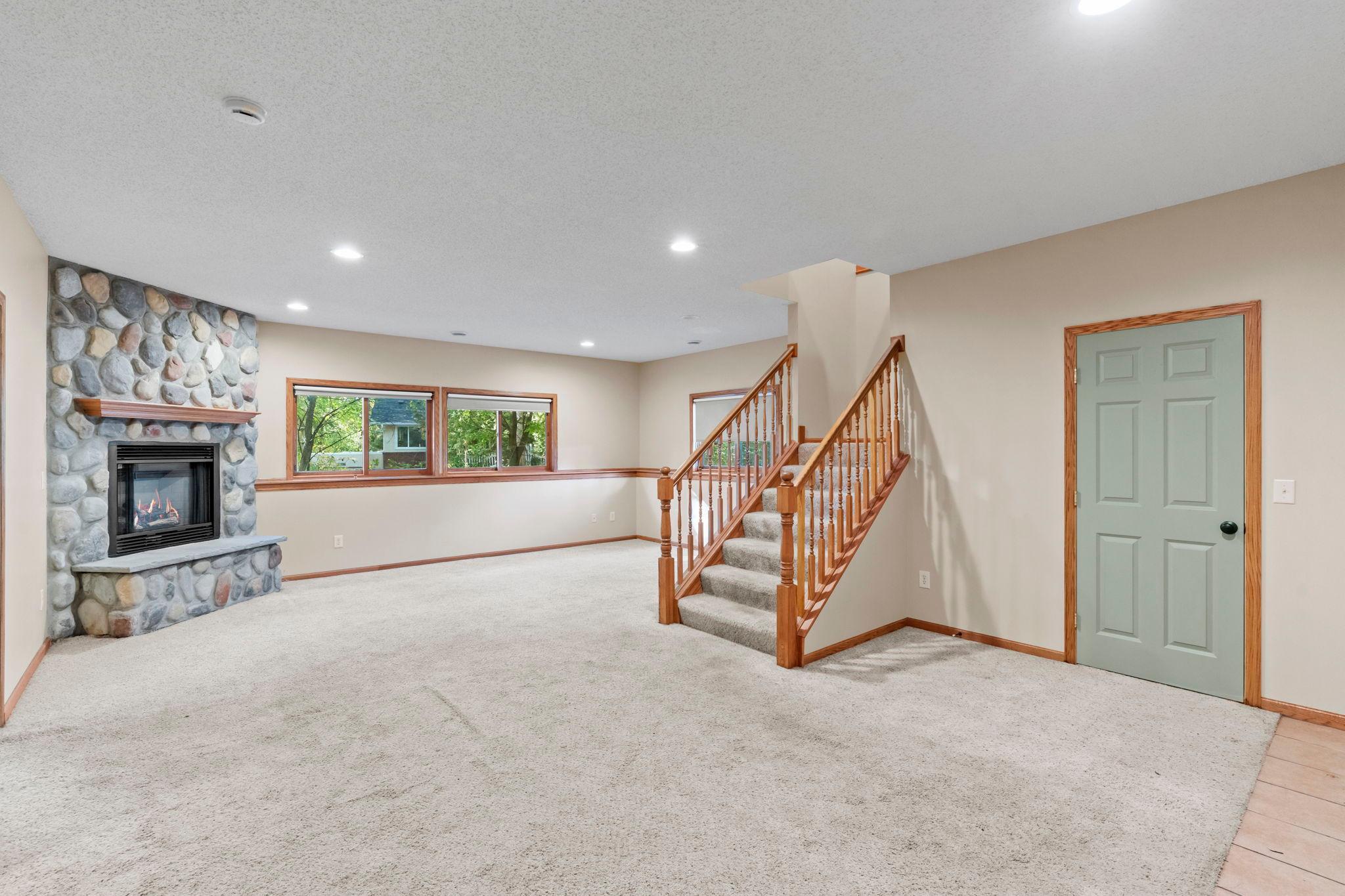 View of Residential at 1158 Summit Avenue, Mahtomedi MN 55115, Mahtomedi (29 of 46) - Mike Wilen | Minnesota Team Real Estate