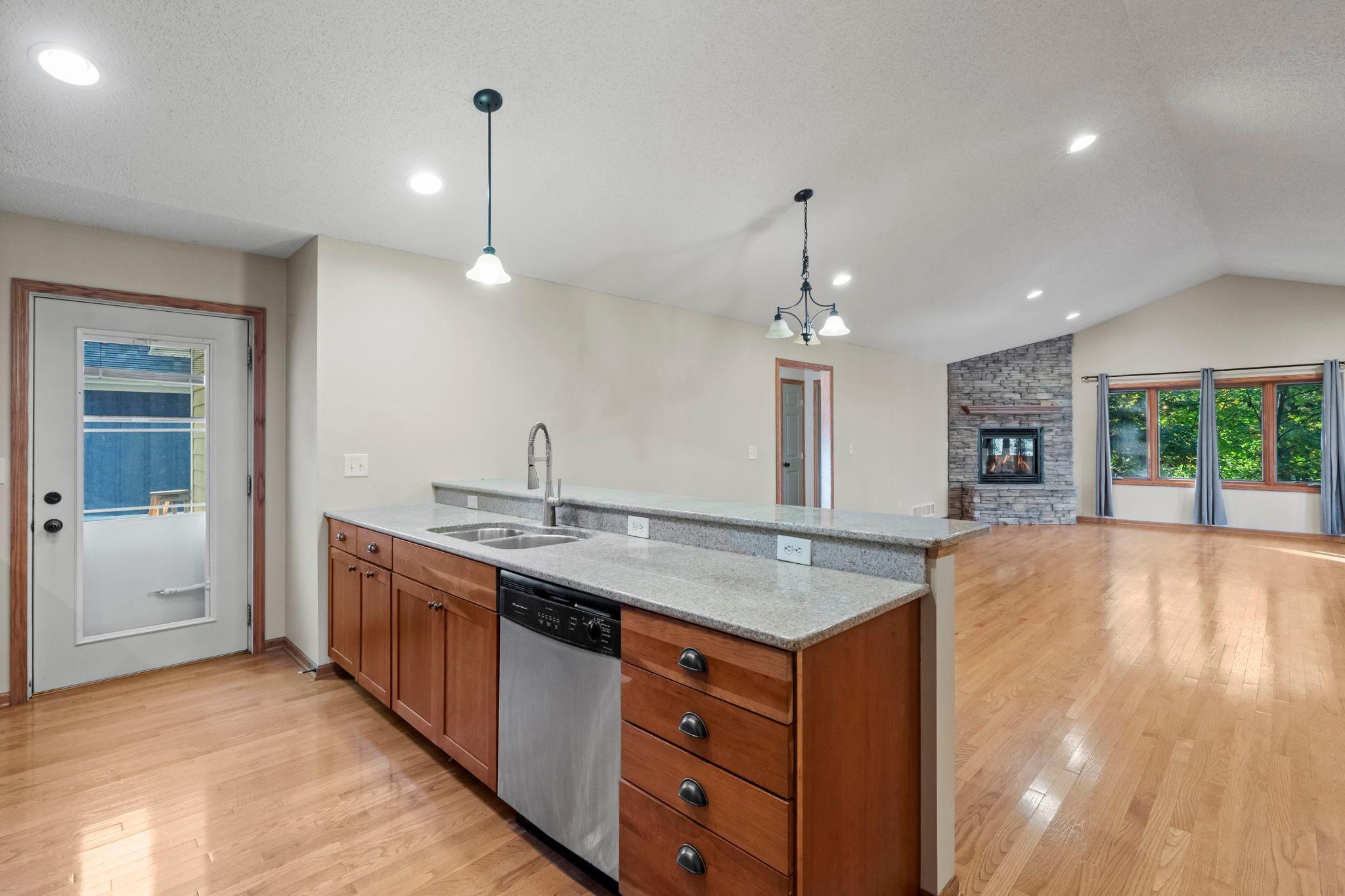 View of Residential at 1158 Summit Avenue, Mahtomedi MN 55115, Mahtomedi (13 of 46) - Mike Wilen | Minnesota Team Real Estate