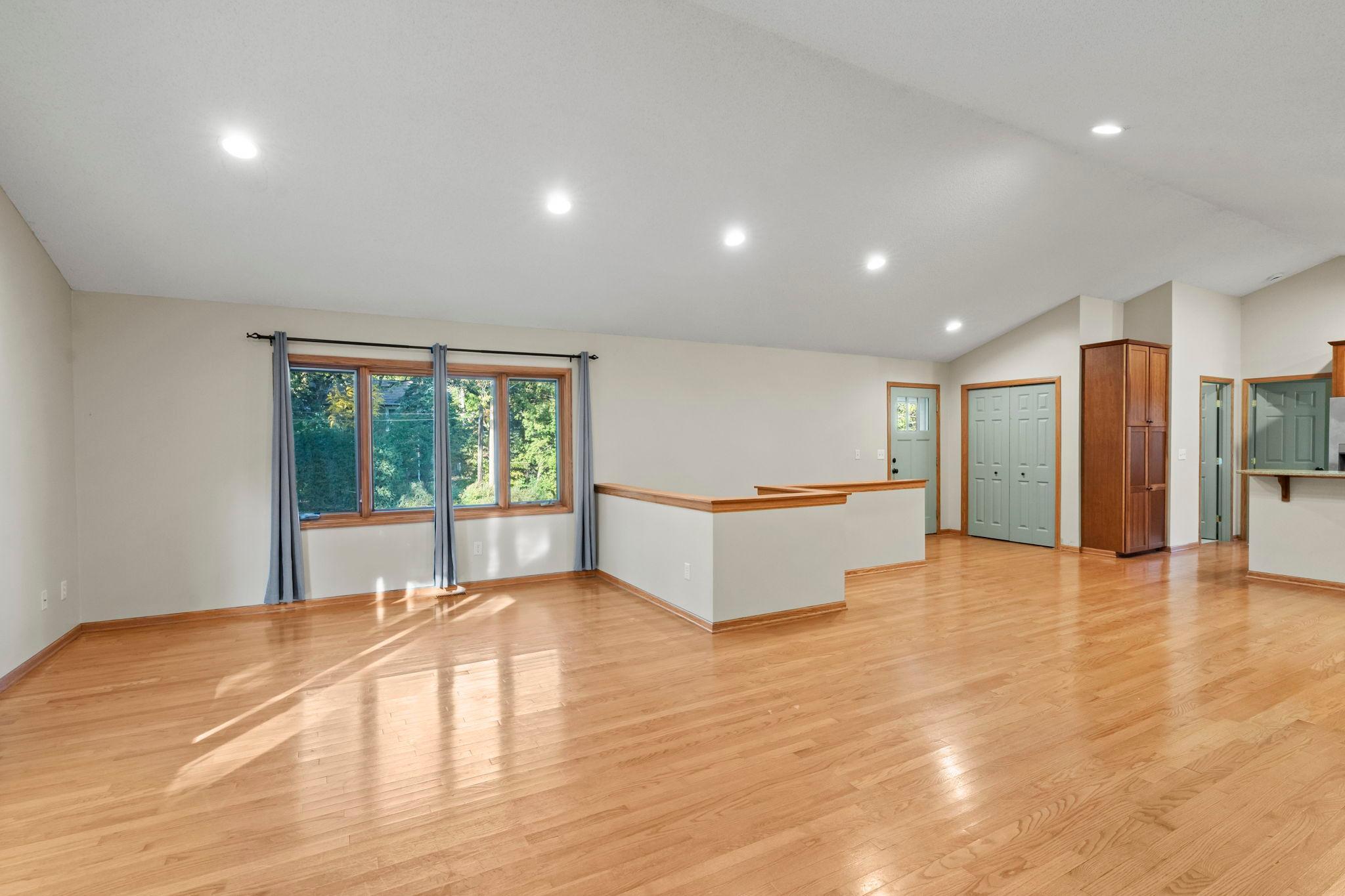 View of Residential at 1158 Summit Avenue, Mahtomedi MN 55115, Mahtomedi (9 of 46) - Mike Wilen | Minnesota Team Real Estate
