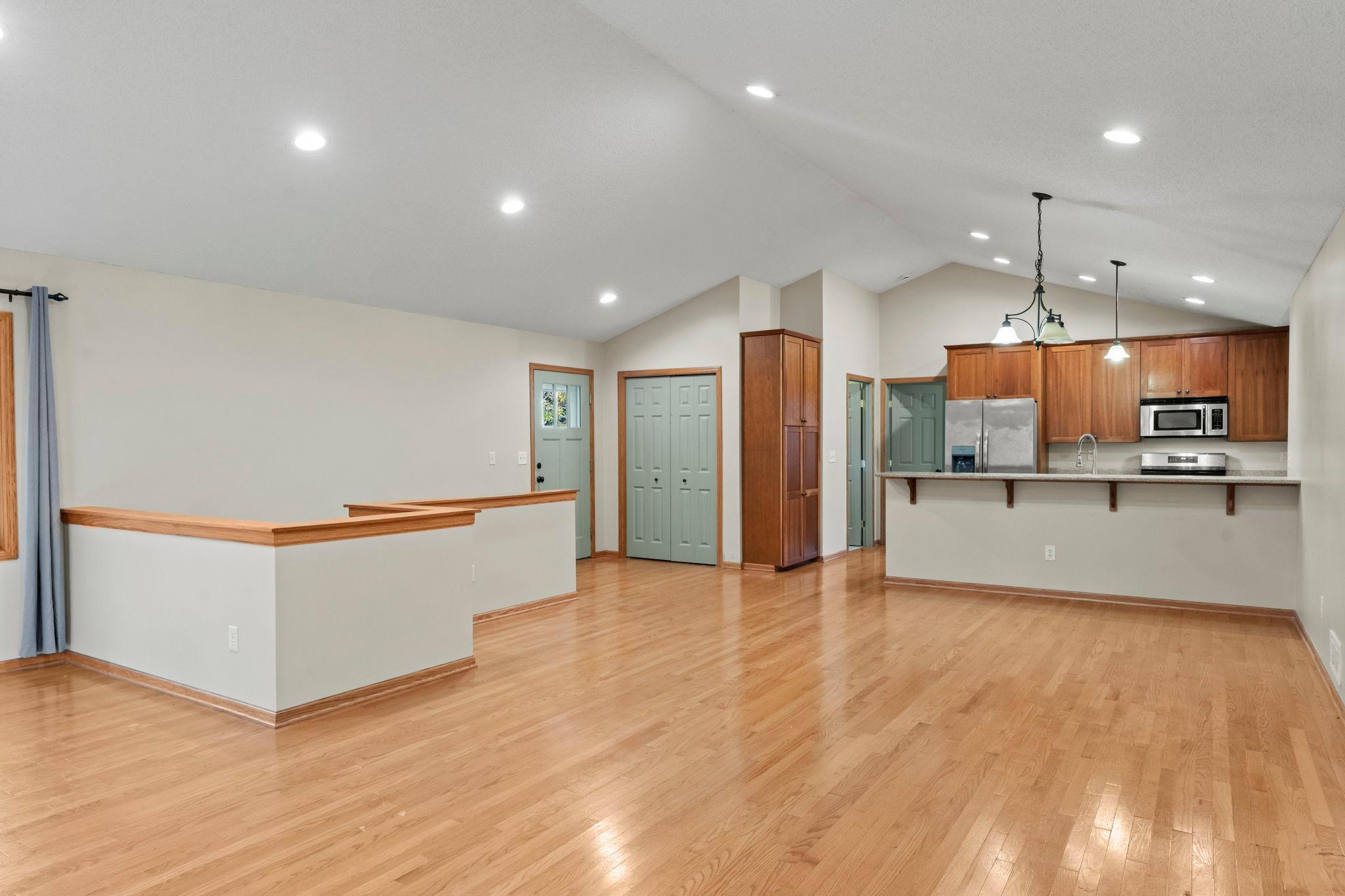 View of Residential at 1158 Summit Avenue, Mahtomedi MN 55115, Mahtomedi (8 of 46) - Mike Wilen | Minnesota Team Real Estate