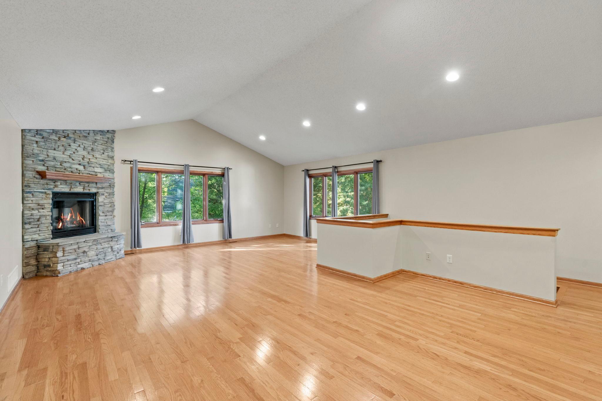 View of Residential at 1158 Summit Avenue, Mahtomedi MN 55115, Mahtomedi (6 of 46) - Mike Wilen | Minnesota Team Real Estate