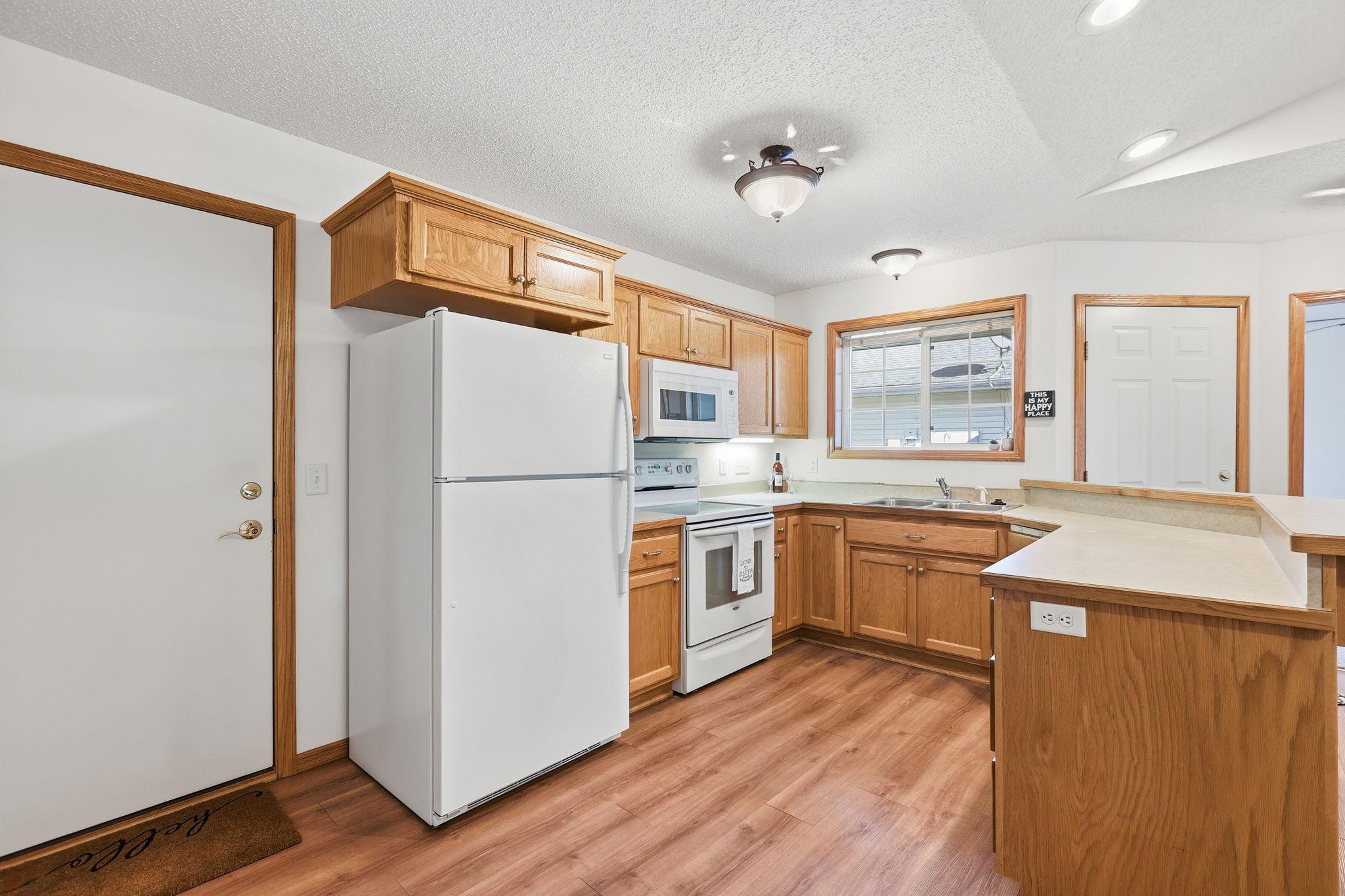 View of Residential at 5655 Lambert Avenue, Albertville MN 55301, Albertville (6 of 21) - Mike Wilen | Minnesota Team Real Estate