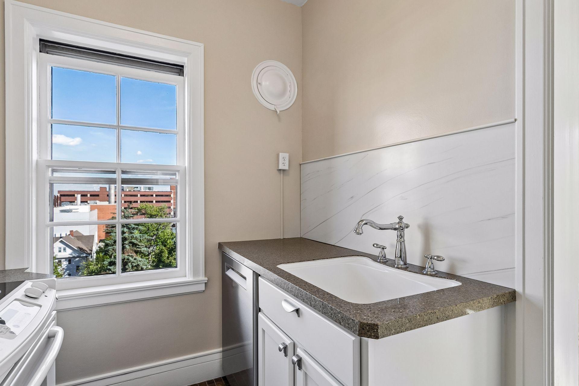 View of Residential at 2615 Park Avenue #612, Minneapolis MN 55407, Minneapolis (21 of 32) - Mike Wilen | Minnesota Team Real Estate