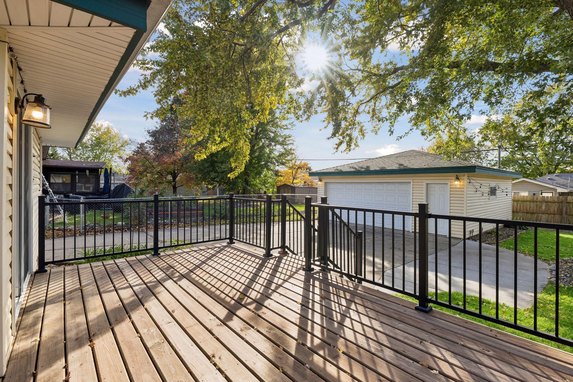 View of Residential at 1913 Independence Avenue, Golden Valley MN 55427, Golden Valley (33 of 40) - Mike Wilen | Minnesota Team Real Estate