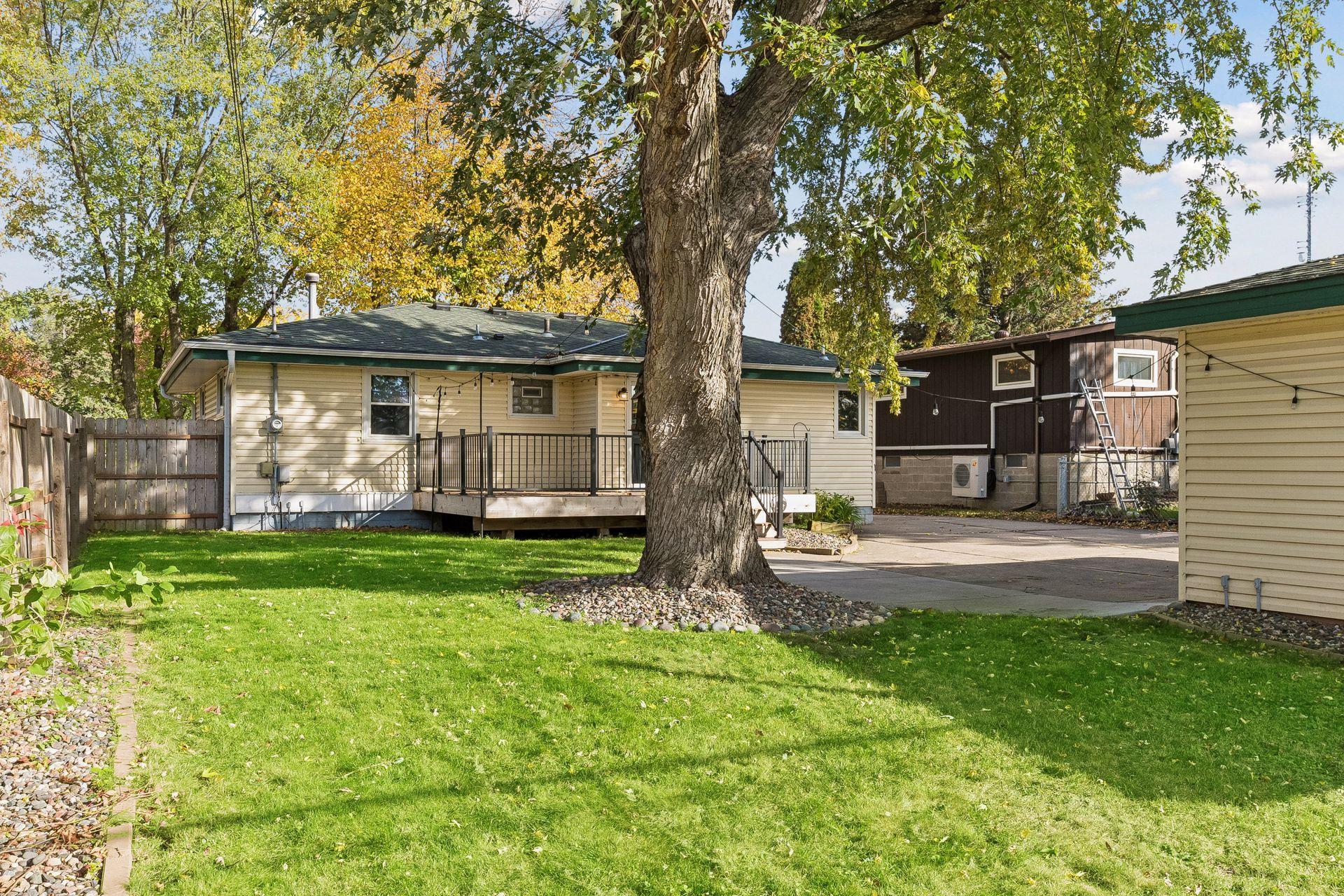 View of Residential at 1913 Independence Avenue, Golden Valley MN 55427, Golden Valley (35 of 40) - Mike Wilen | Minnesota Team Real Estate