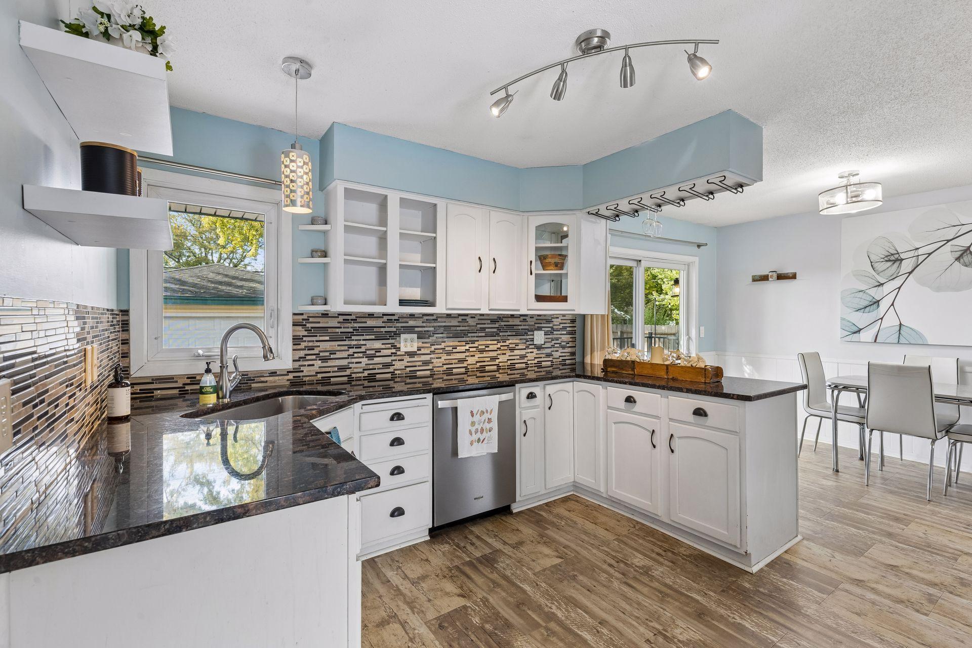 View of Residential at 1913 Independence Avenue, Golden Valley MN 55427, Golden Valley (9 of 40) - Mike Wilen | Minnesota Team Real Estate