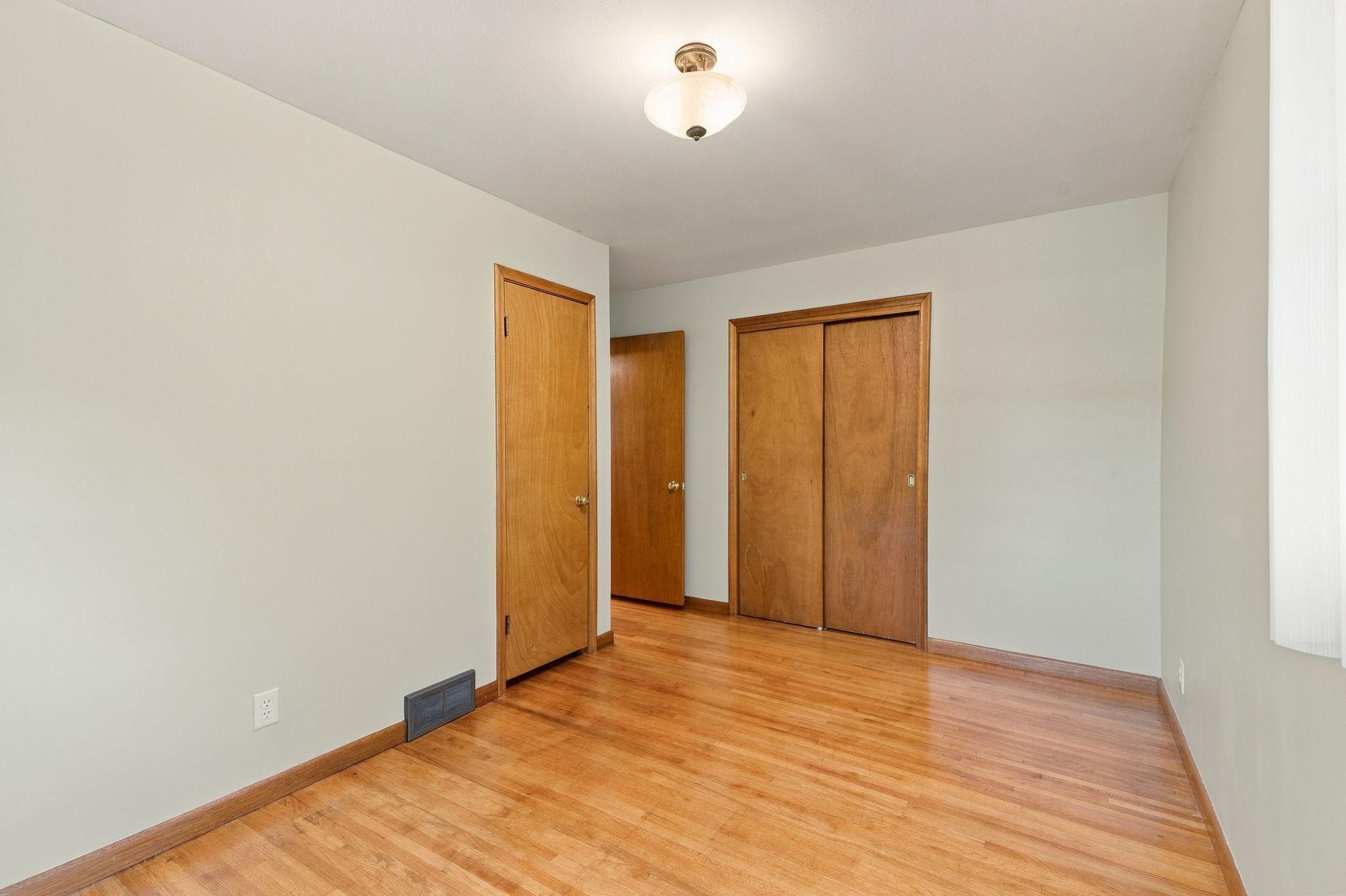 View of Residential at 443 Eldridge Avenue, Roseville MN 55113, Roseville (18 of 35) - Mike Wilen | Minnesota Team Real Estate