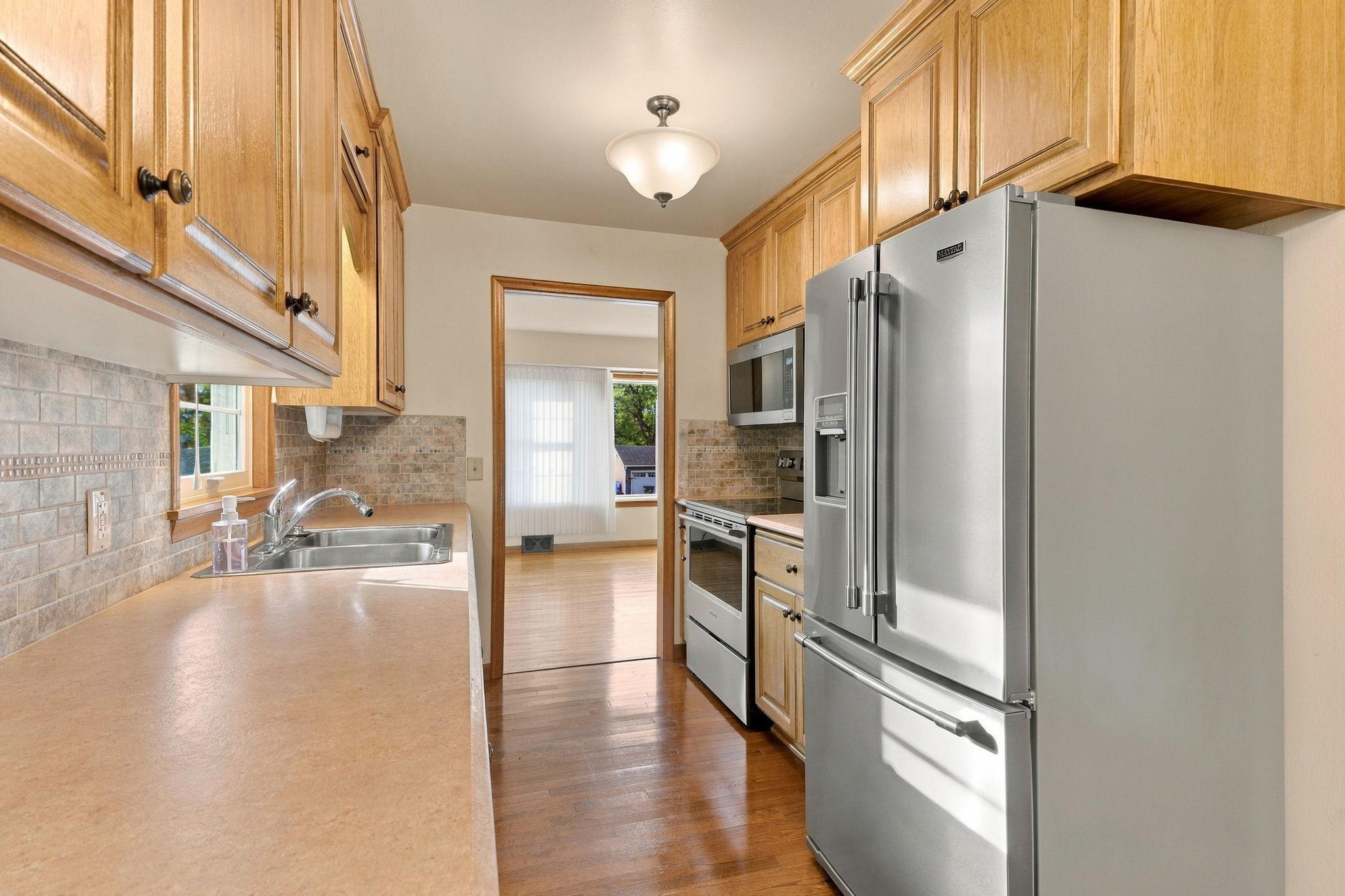 View of Residential at 443 Eldridge Avenue, Roseville MN 55113, Roseville (12 of 35) - Mike Wilen | Minnesota Team Real Estate